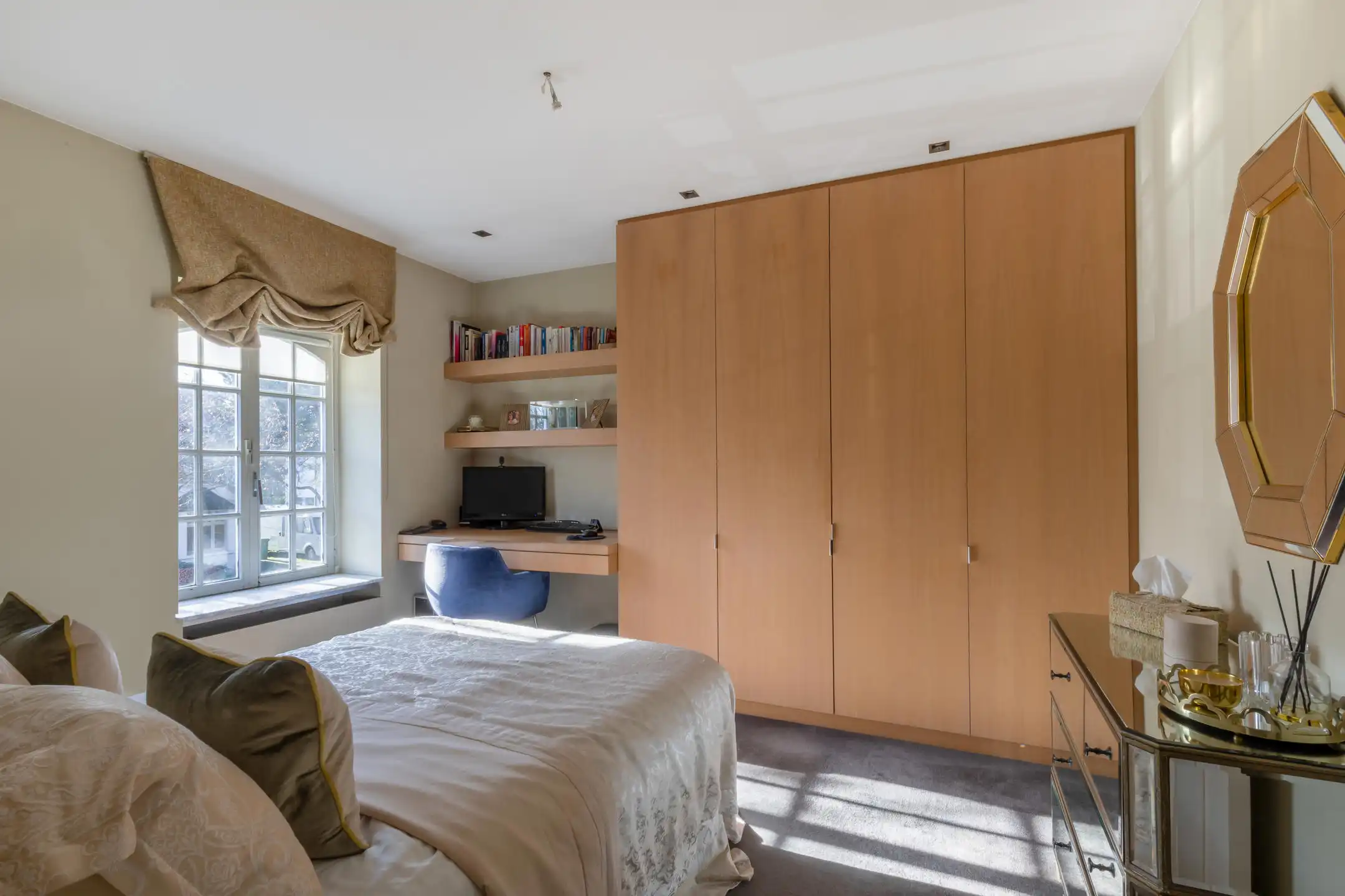 Te renoveren villa met zwembad en grote tuin -  Elsdonk foto 24