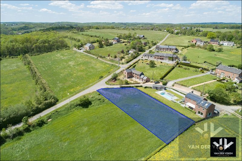 Bouwgrond voor half open bebouwing met prachtig zicht op 13a16ca in hartje Ardennen / Terrain à bâtir pour développement semi-ouvert avec superbe vue 13a16ca au coeur des Ardennes foto 10