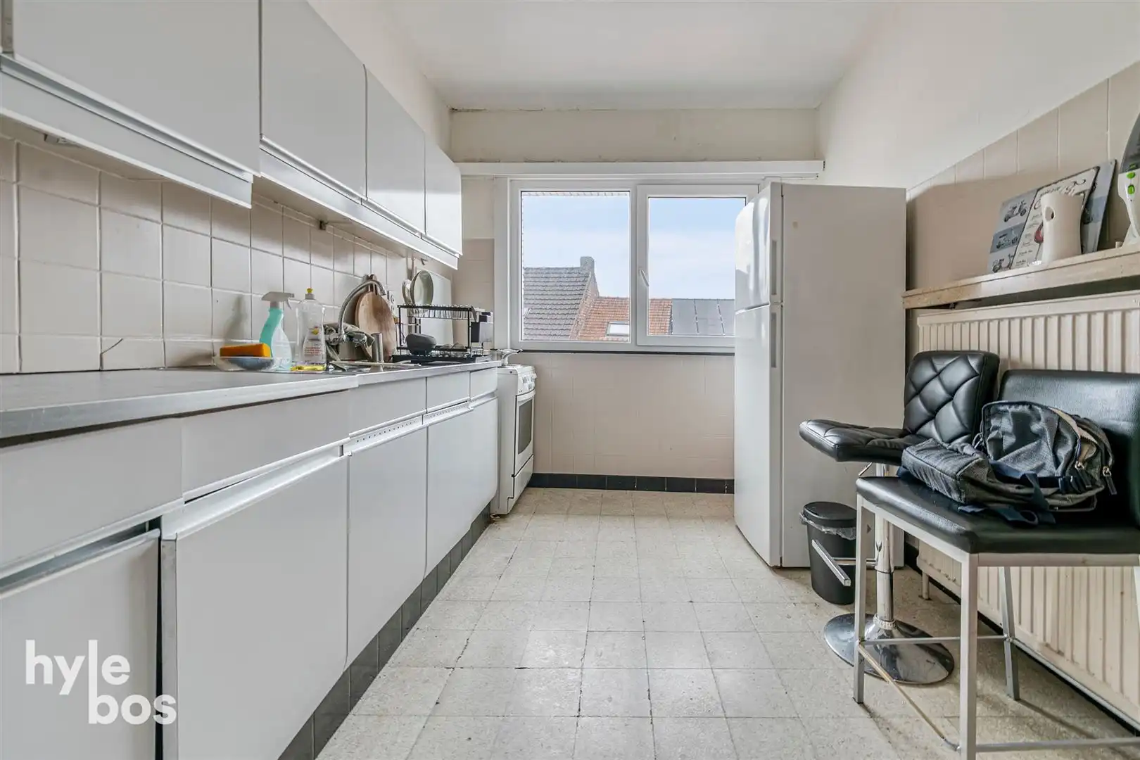 Opbrengsteigendom van 3 appartementen + 3 garages foto 25