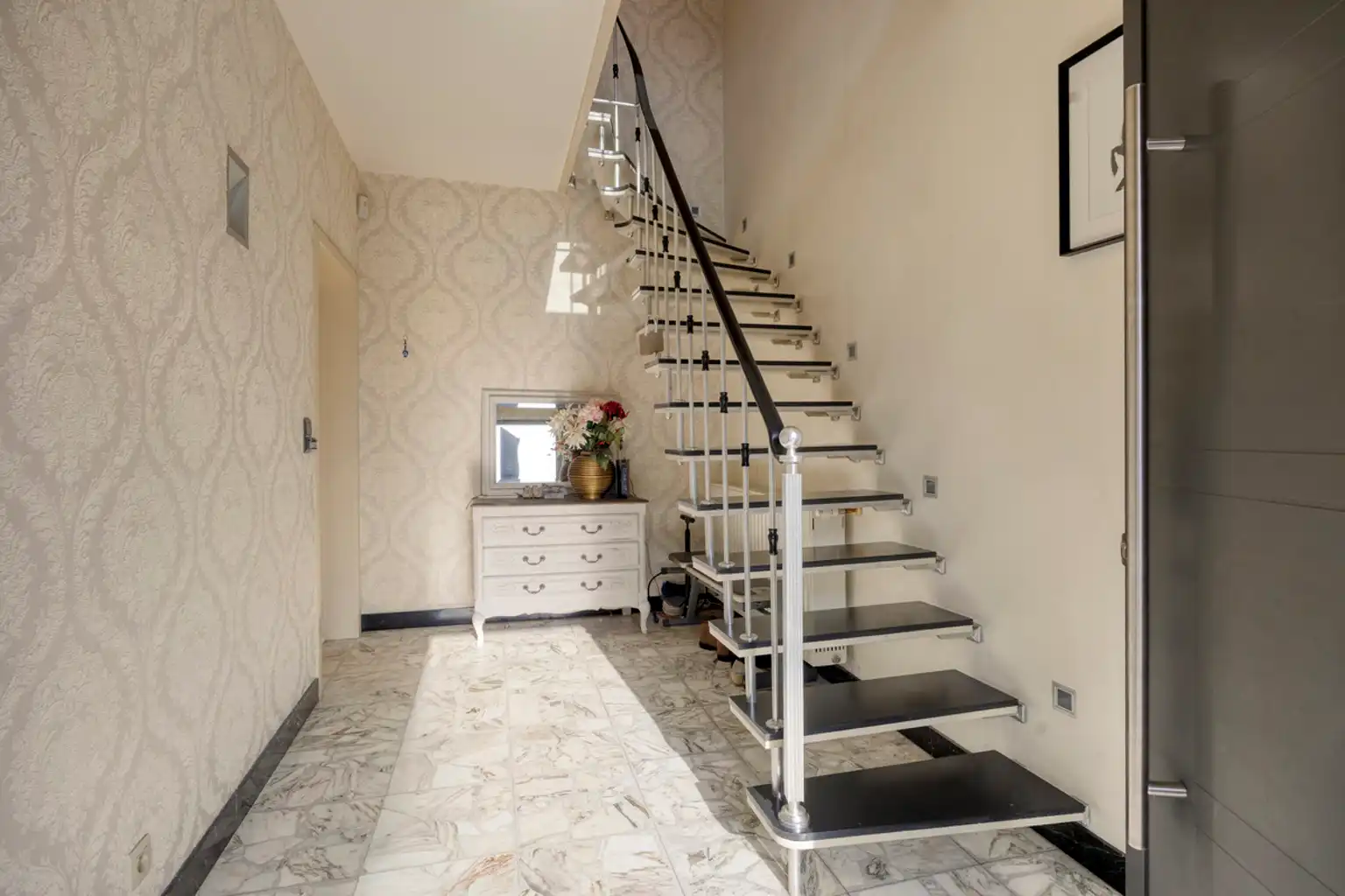 Ruime viergevelwoning in Affligem  foto 2