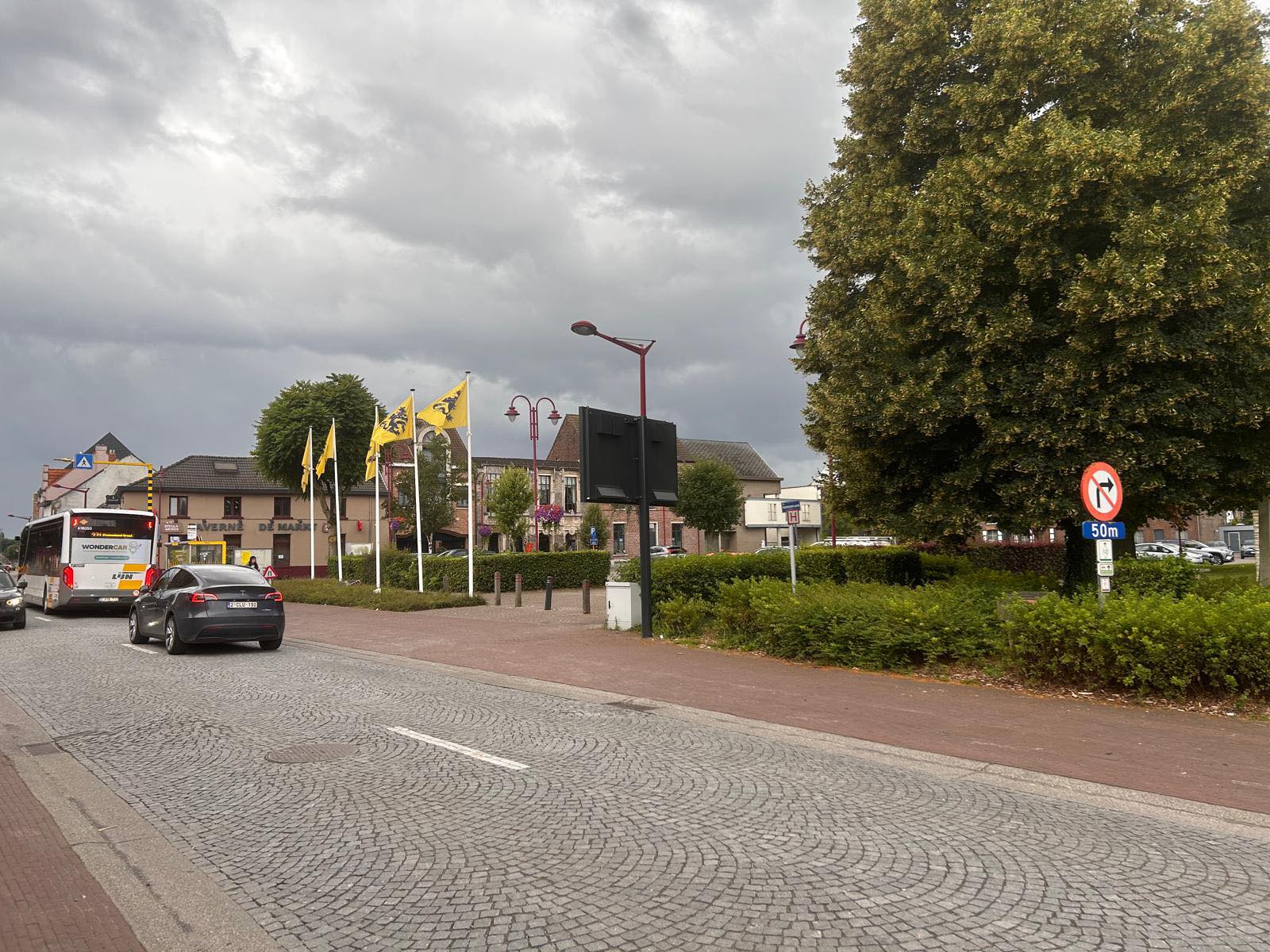 INVESTERINGSEIGENDOM VERHUURD AAN CARREFOUR EXPRESS foto 5