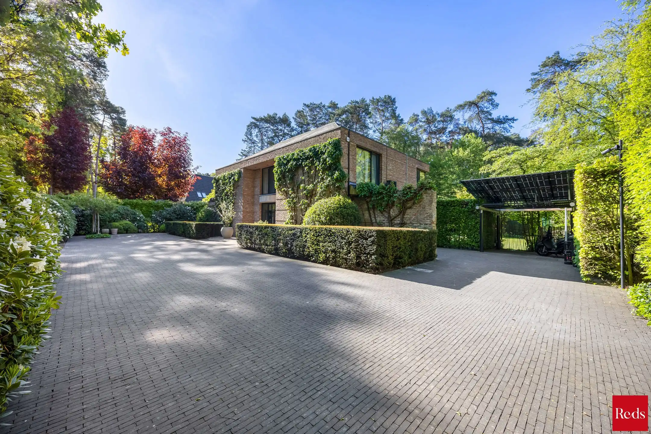 Architectenvilla met zwembad en ZW tuin in Hof Ter Linden foto 55