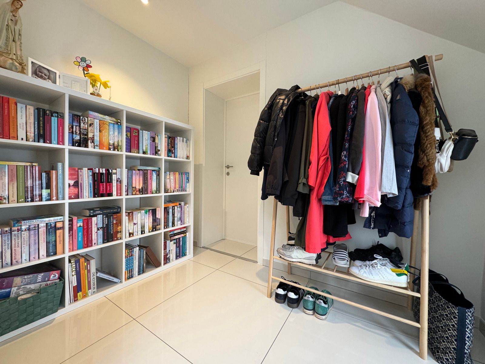 Te huur: energiezuinig en luxueus appartement te Ninove! foto 2