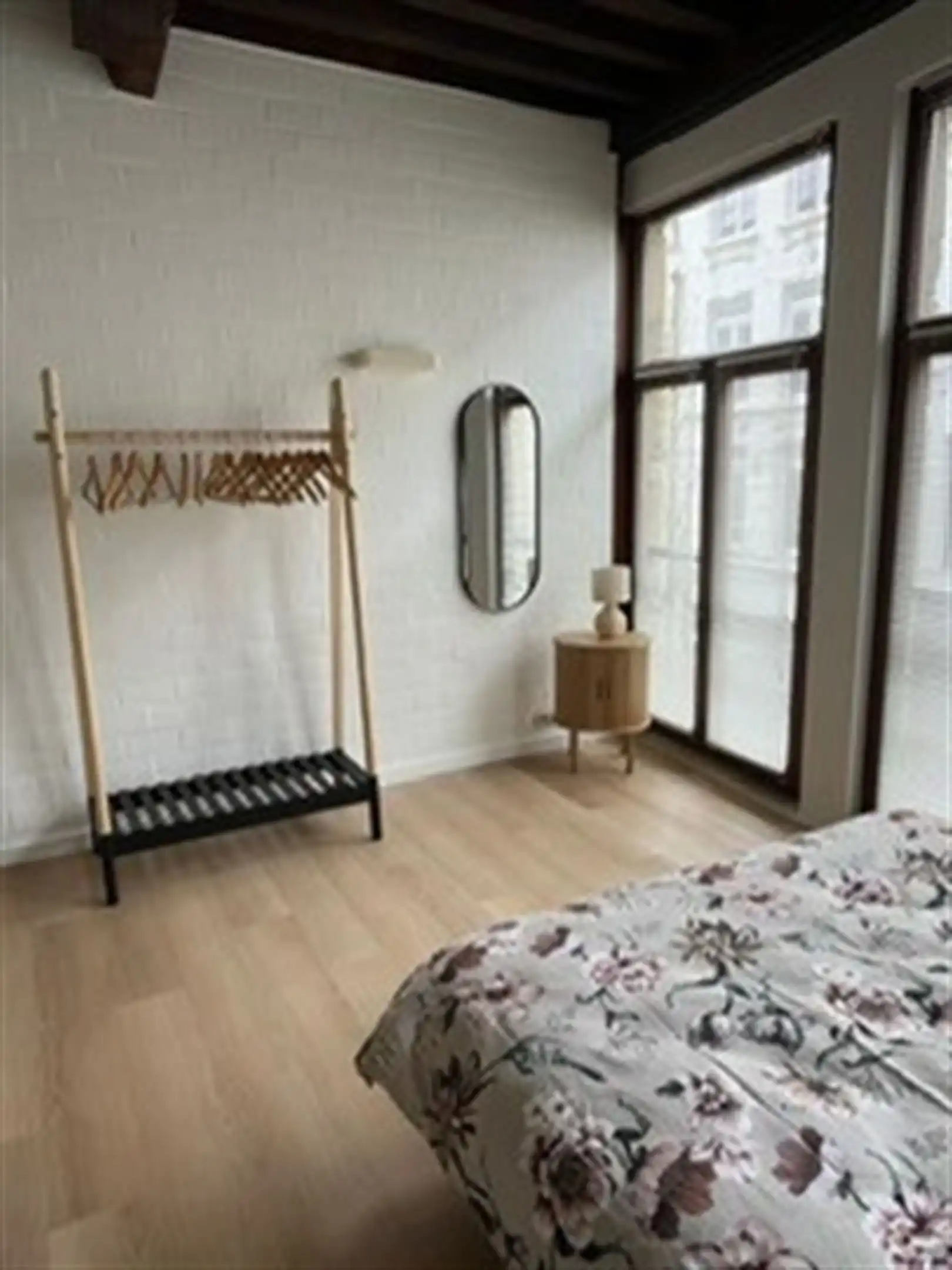 Volledig gerenoveerd  gemeubeld éénslaapkamer appartement foto 17