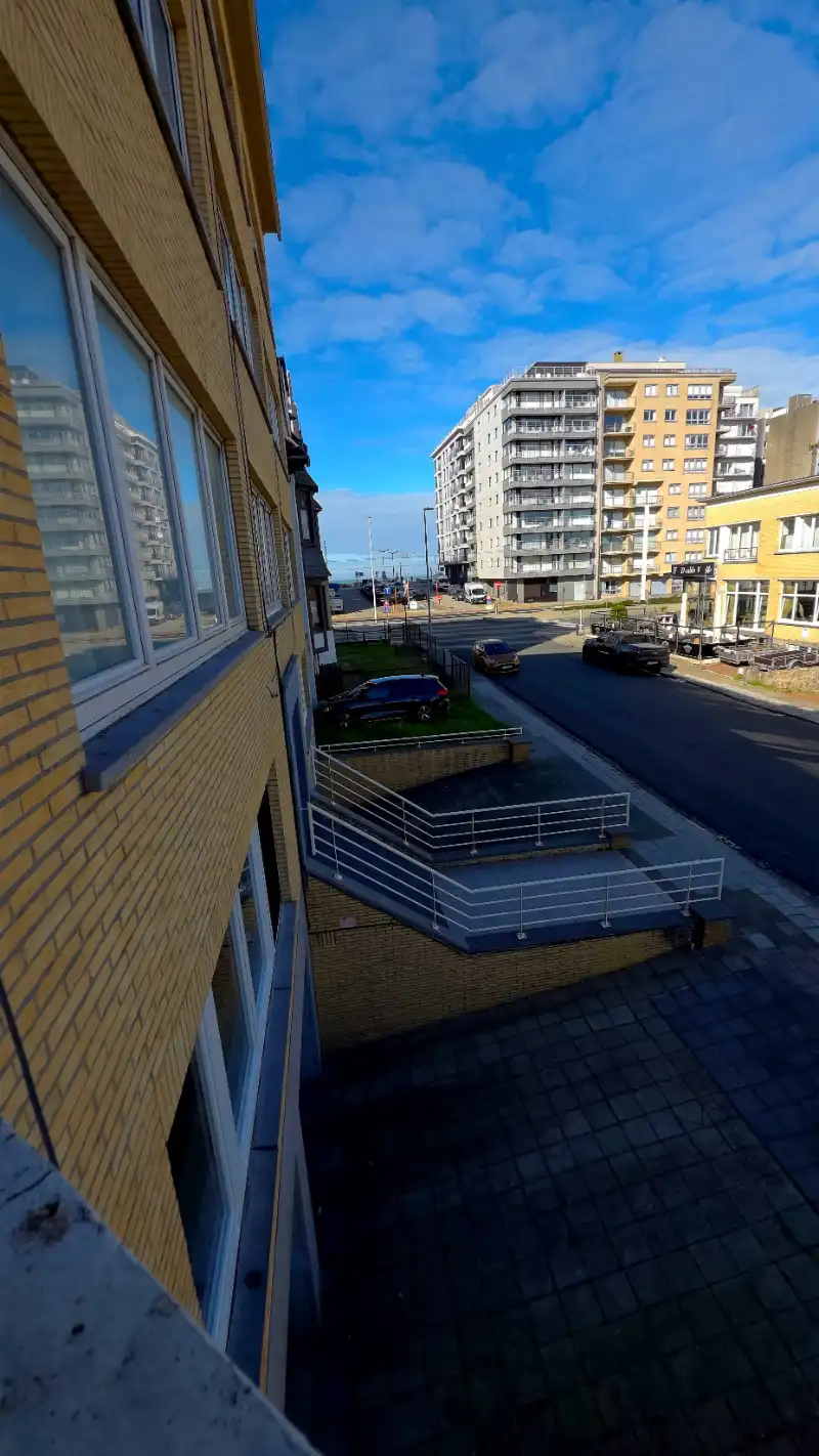Betaalbaar genieten aan zee, samen met 2 kinderen! foto {{pictureIndex}}
