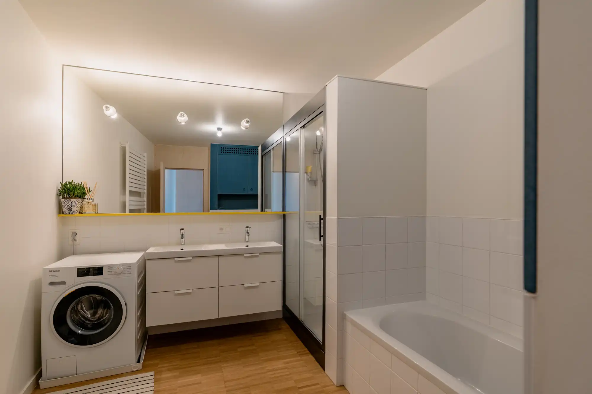 De doordachte gelaagdheid van woning V: Lezze Architecten in Antwerpen-Noord foto 20