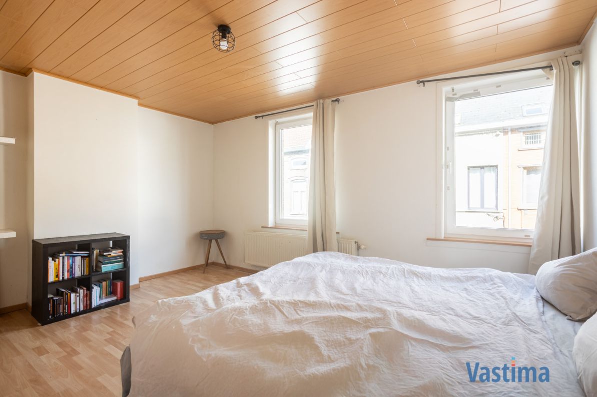 Ruime woning met 4 slaapkamers en buitenruimte centrum Aalst foto 12