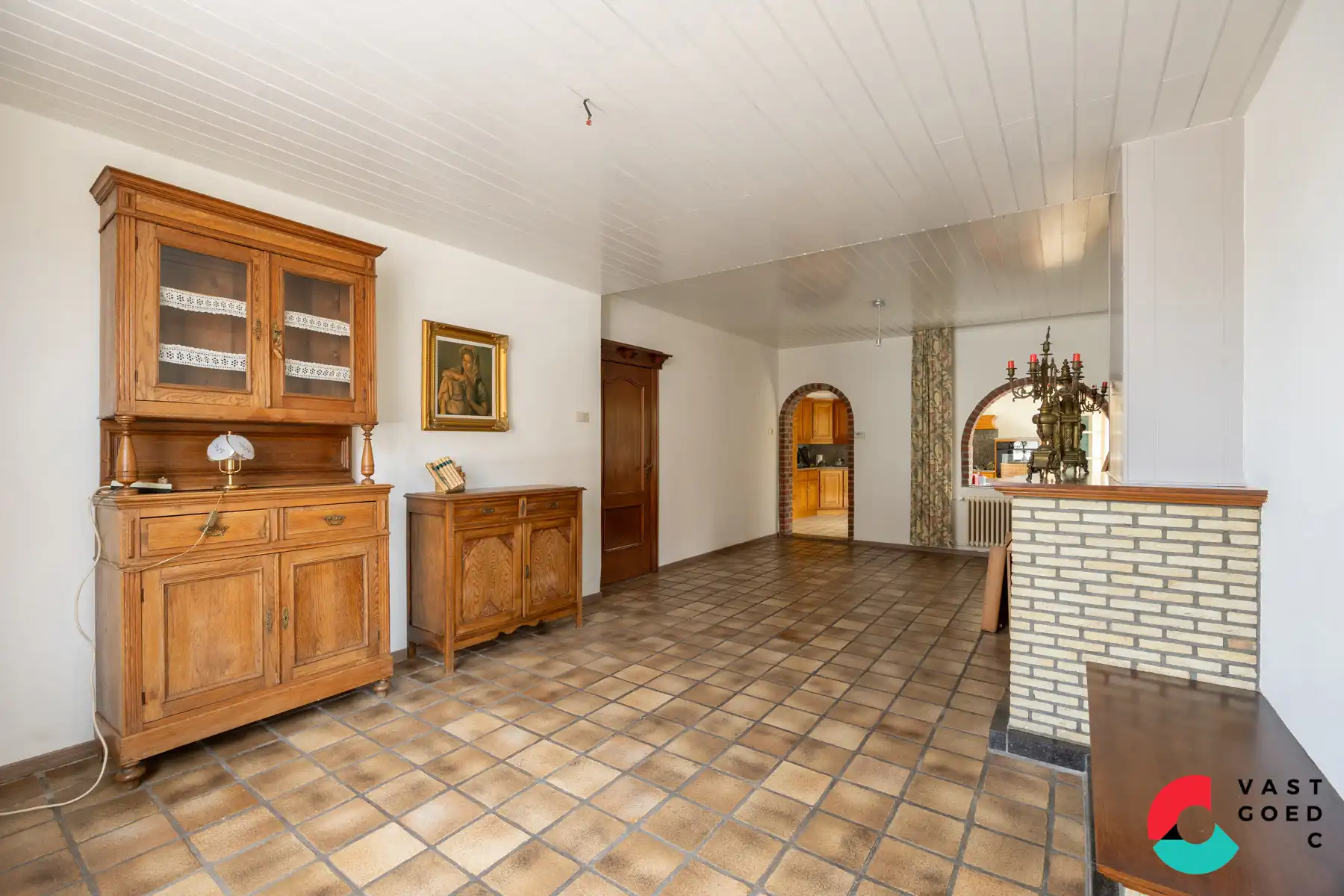 Te renoveren gezinswoning in het centrum van Hamont-Achel foto 6