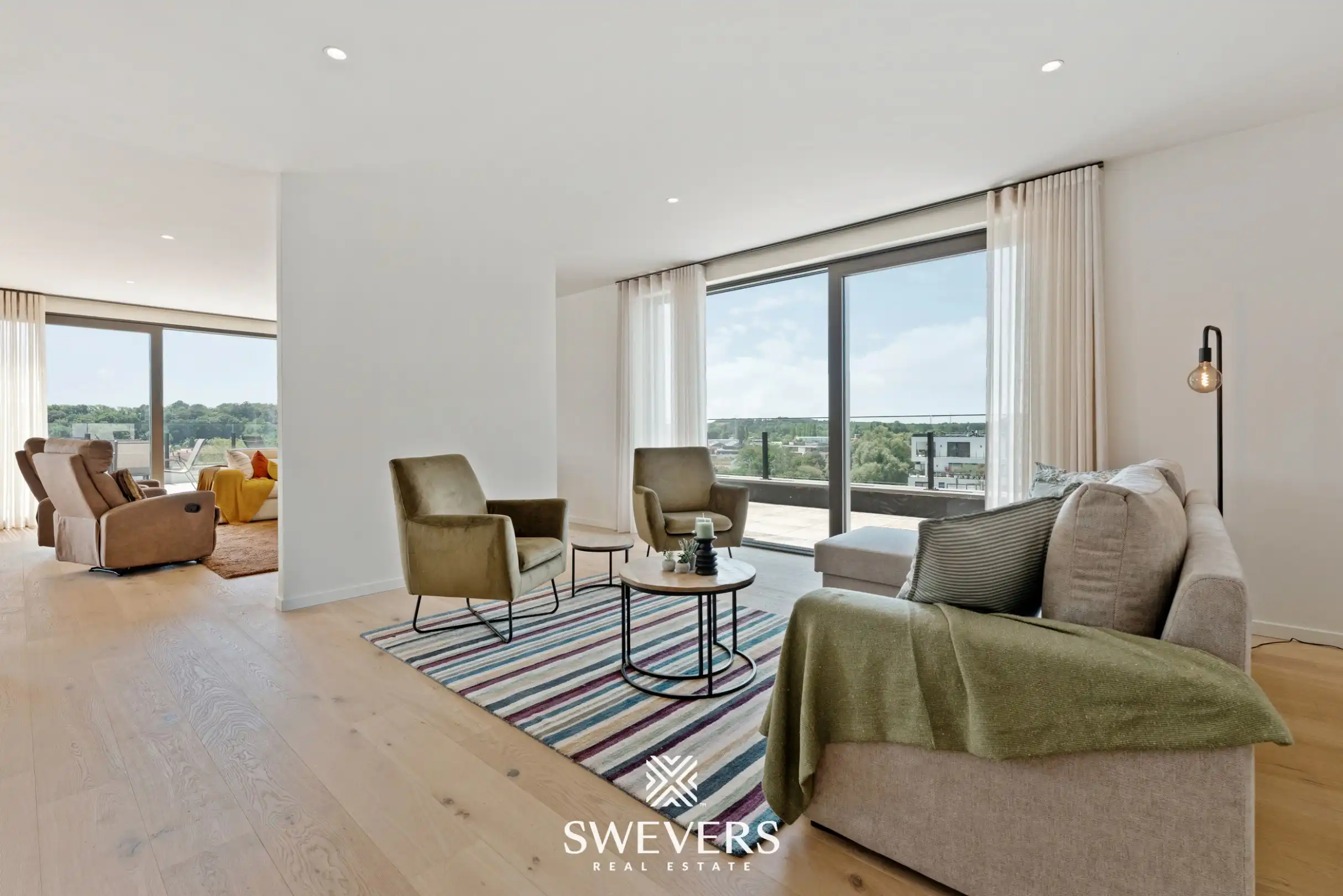Exclusief penthouse van 206 m² met panoramisch terras (177m²) in hartje Diest foto 8