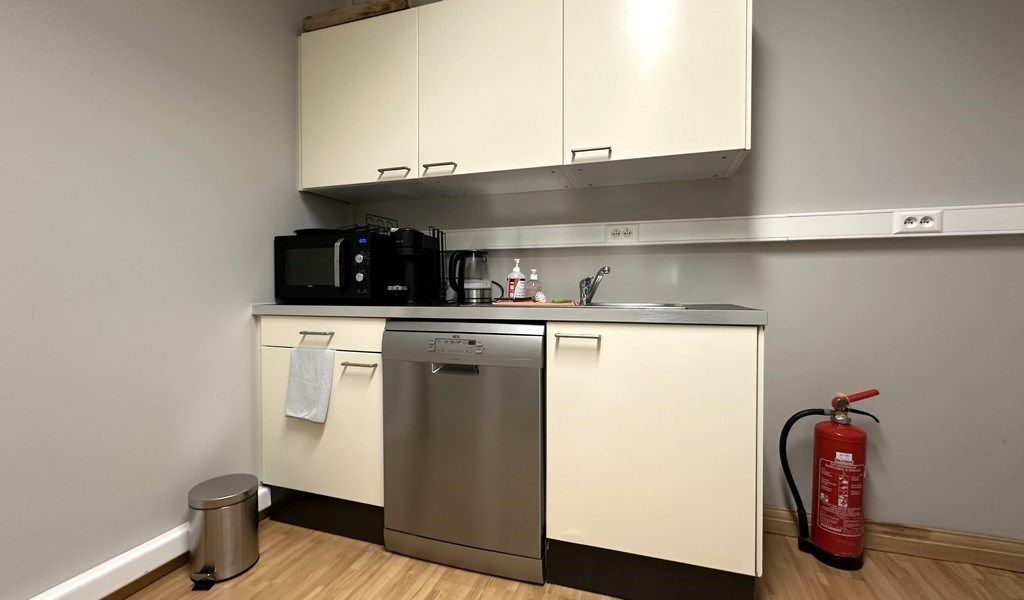 Instapklare burelen te huur in Sint Martens Latem foto 12