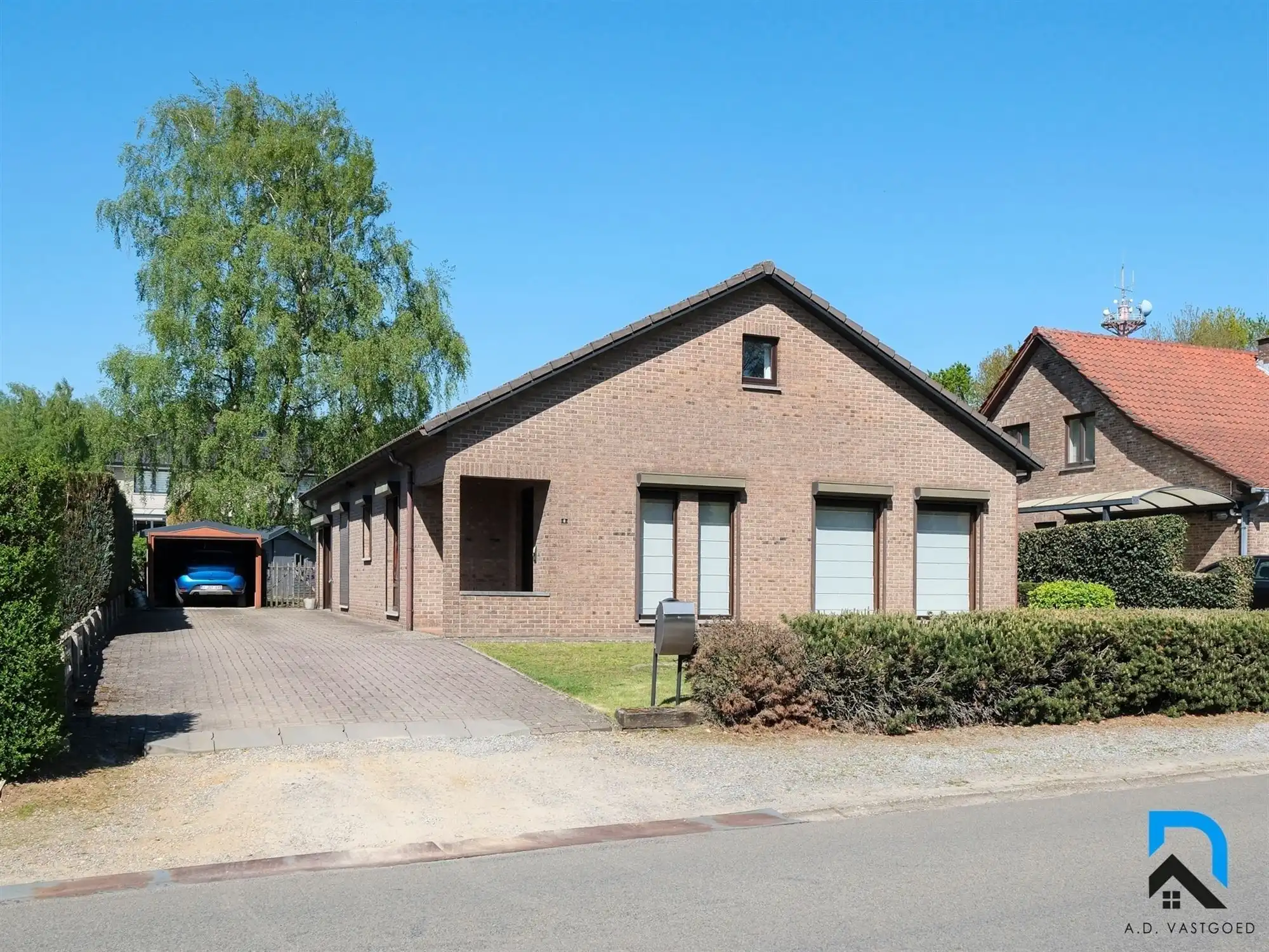 Ruime vrijstaande woning in Helchteren foto 3