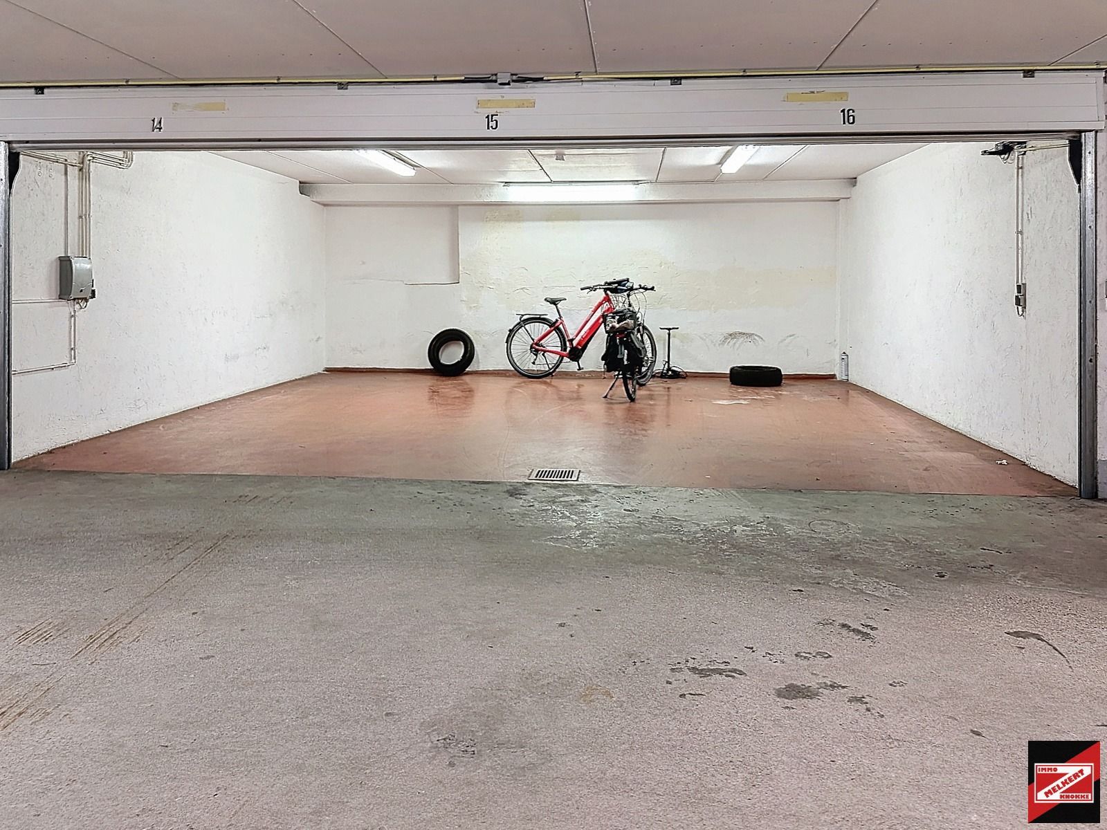 Garage te koop foto 5