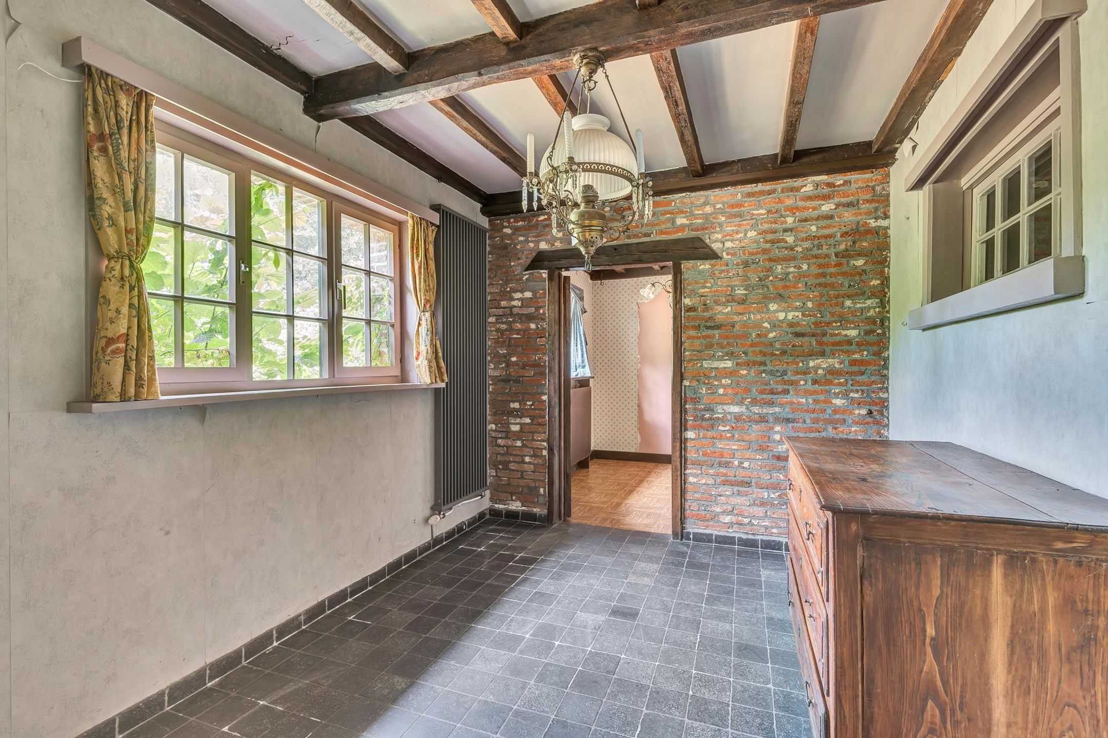 Uniek landhuis met aparte conciergewoning op 2 Hect grond foto 19