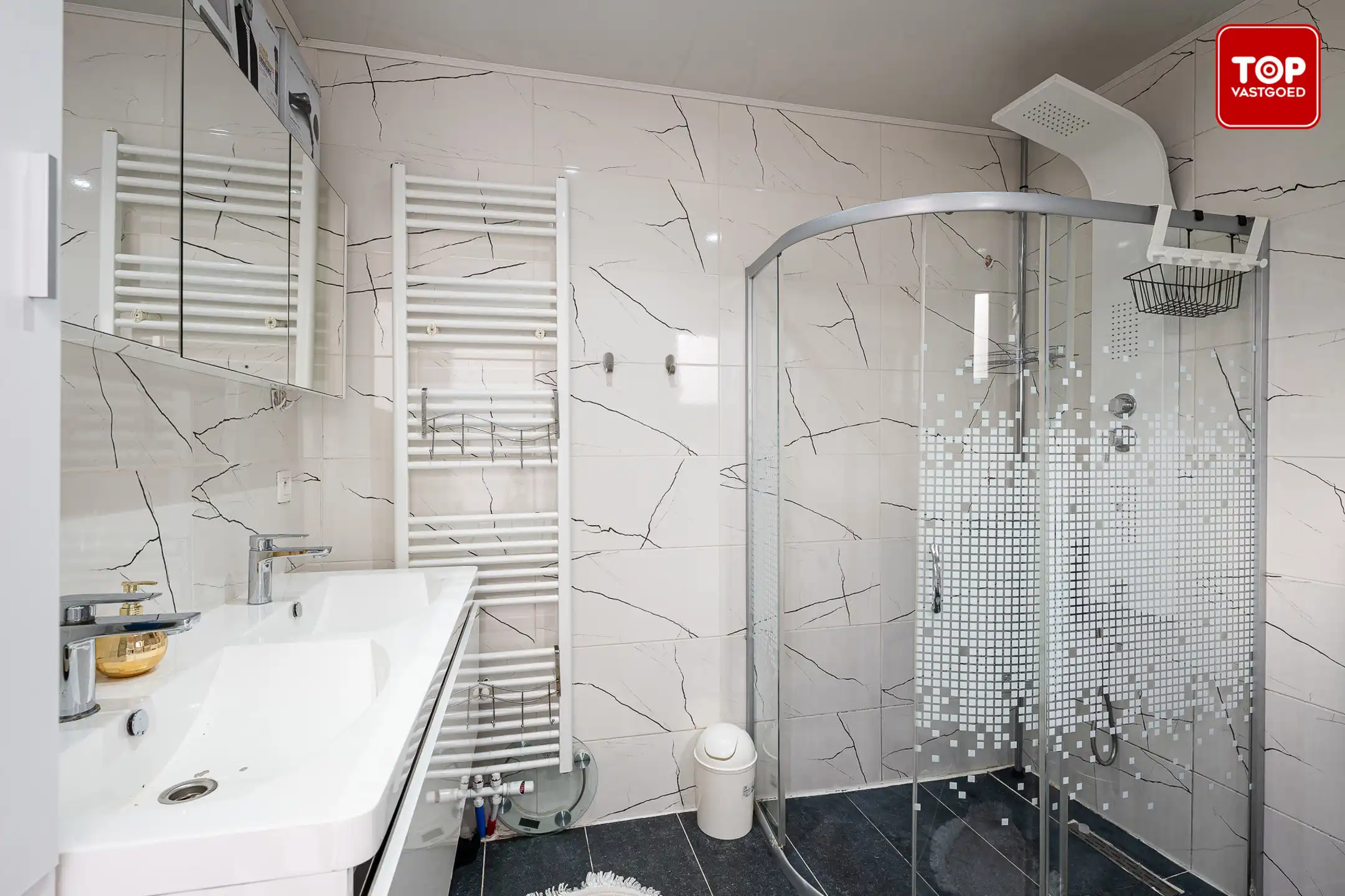 Instapklare woning met 2 ruime slaapkamers nabij Bourgoyen foto 10