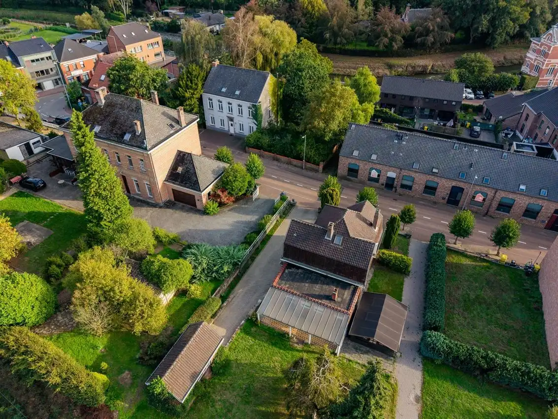 Karaktervolle vrijstaande woning met uitbreidingspotentieel in centrum foto 43