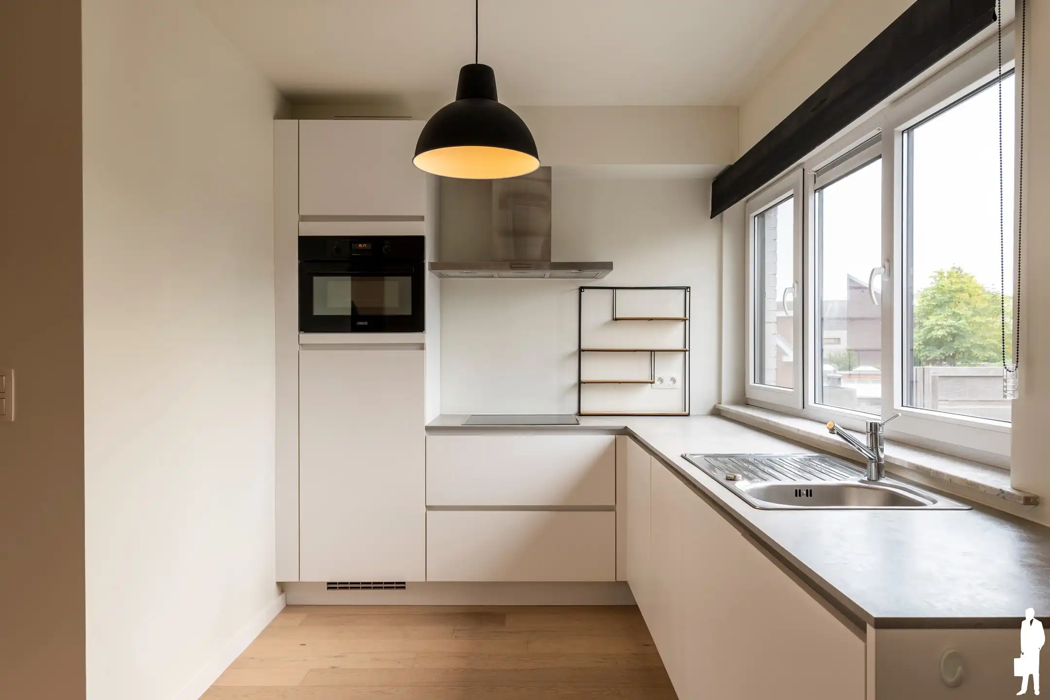 Energiezuinig 3 slpk appartement met terras en autostaanplaats in Geel foto 4