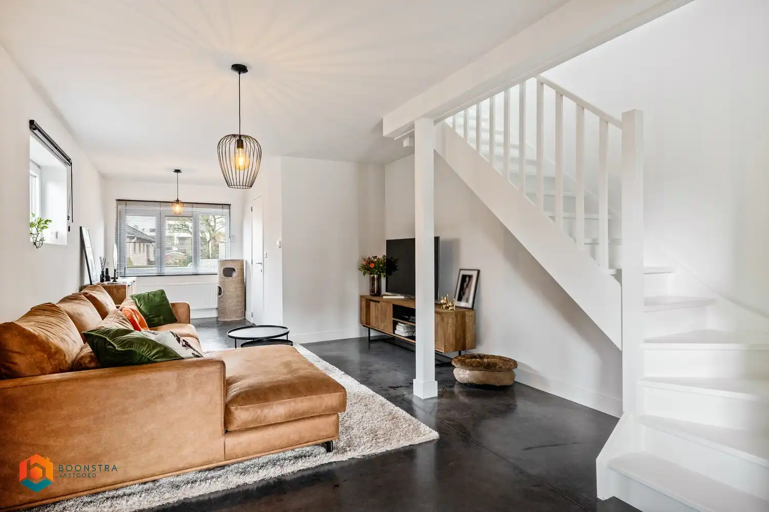 Volledig gerenoveerde woning (2020) met 2 slpkrs te Baal foto 4