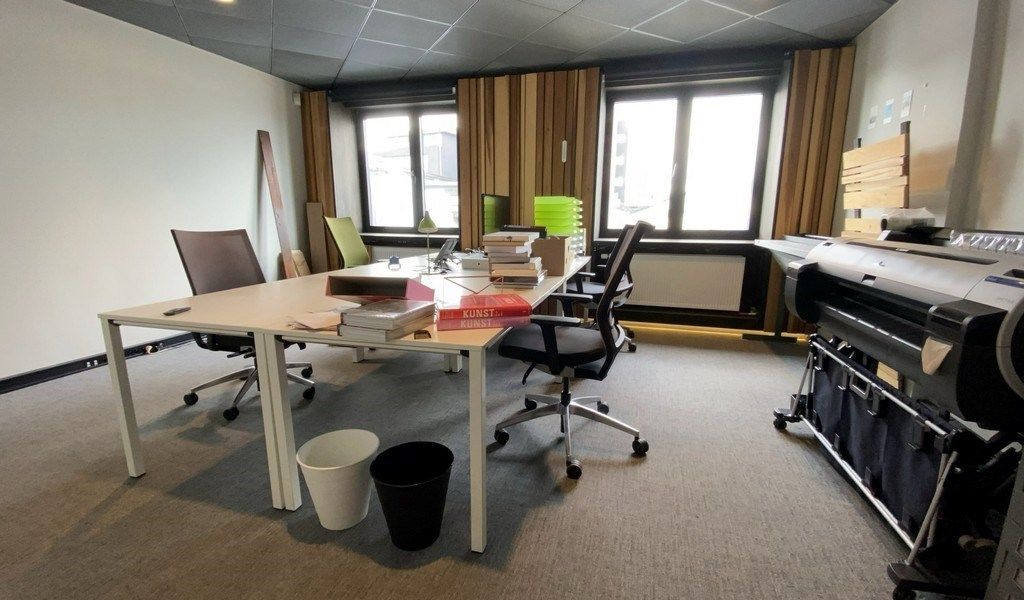 Ingedeeld kantoor te huur vlakbij het station Gent-Dampoort foto 7