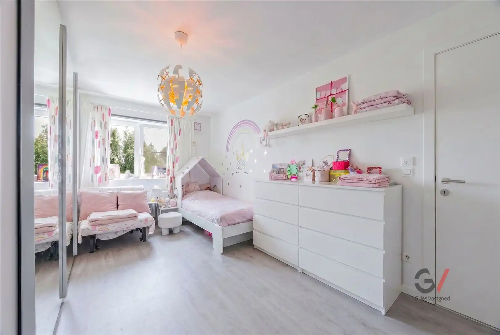 Instapklare woning in doodlopende straat in Herent foto 8