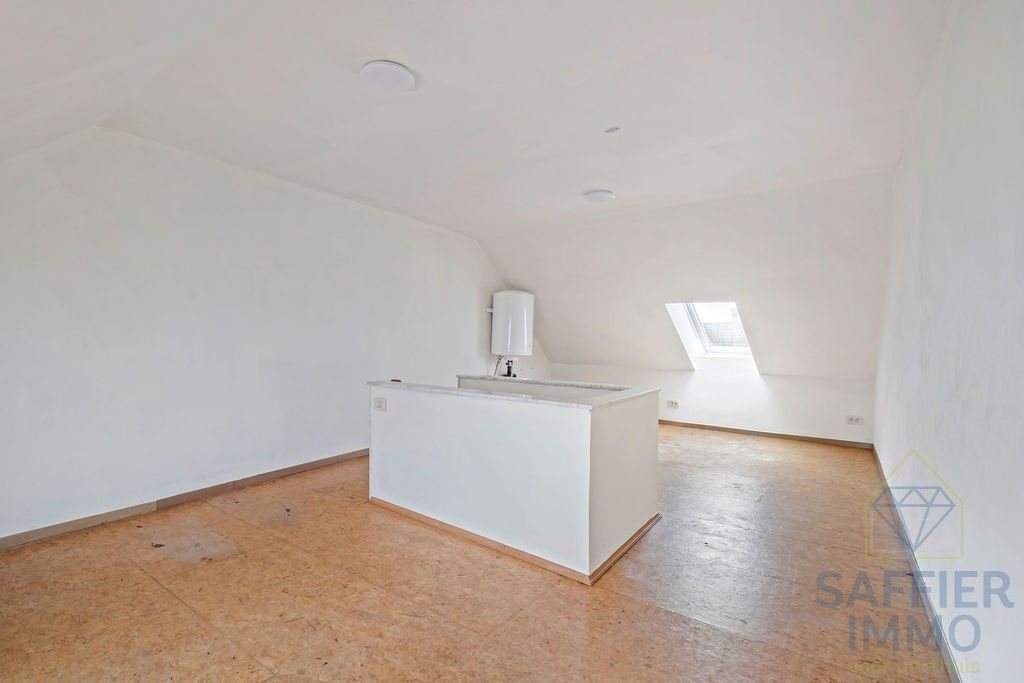 Gezellig appartement te huur in hartje Tielt foto 14