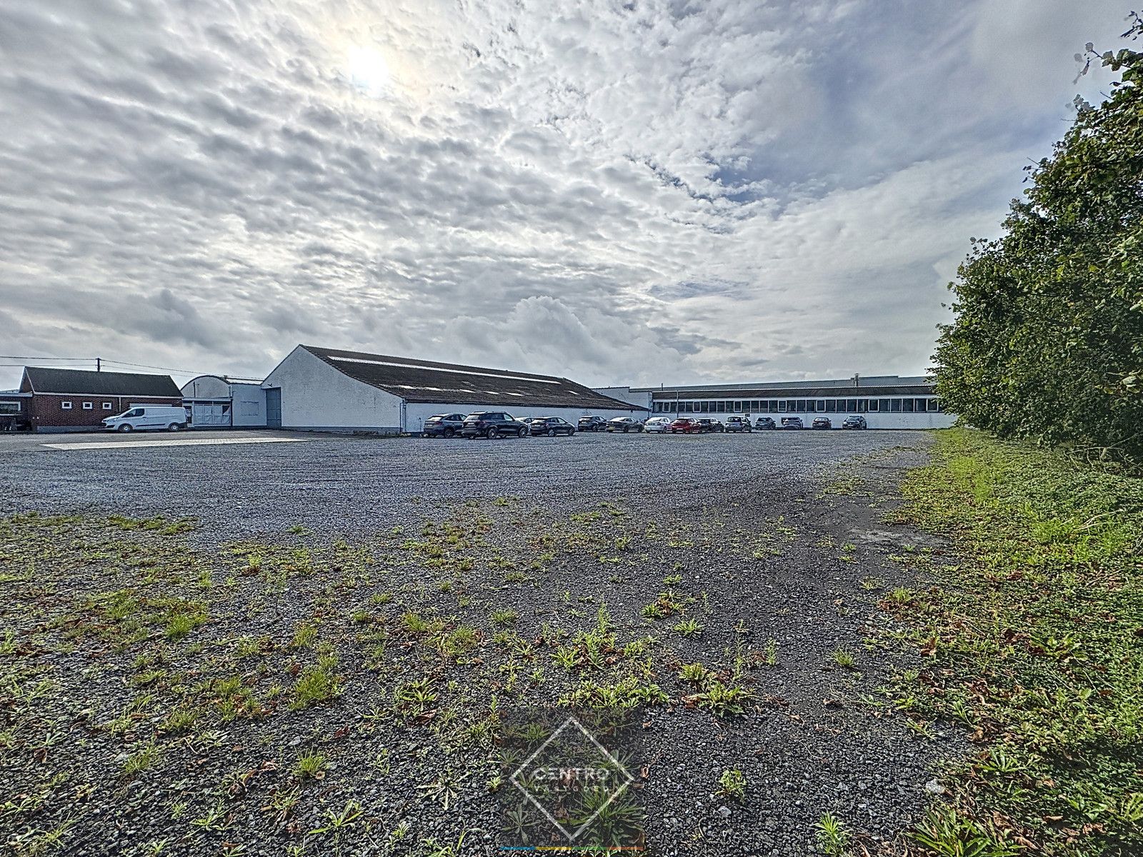 Loodsen (1.550m²) met ruim VERHARD BUITENTERREIN van circa 2.400m² op interessante ligging te Roeselare! foto 25