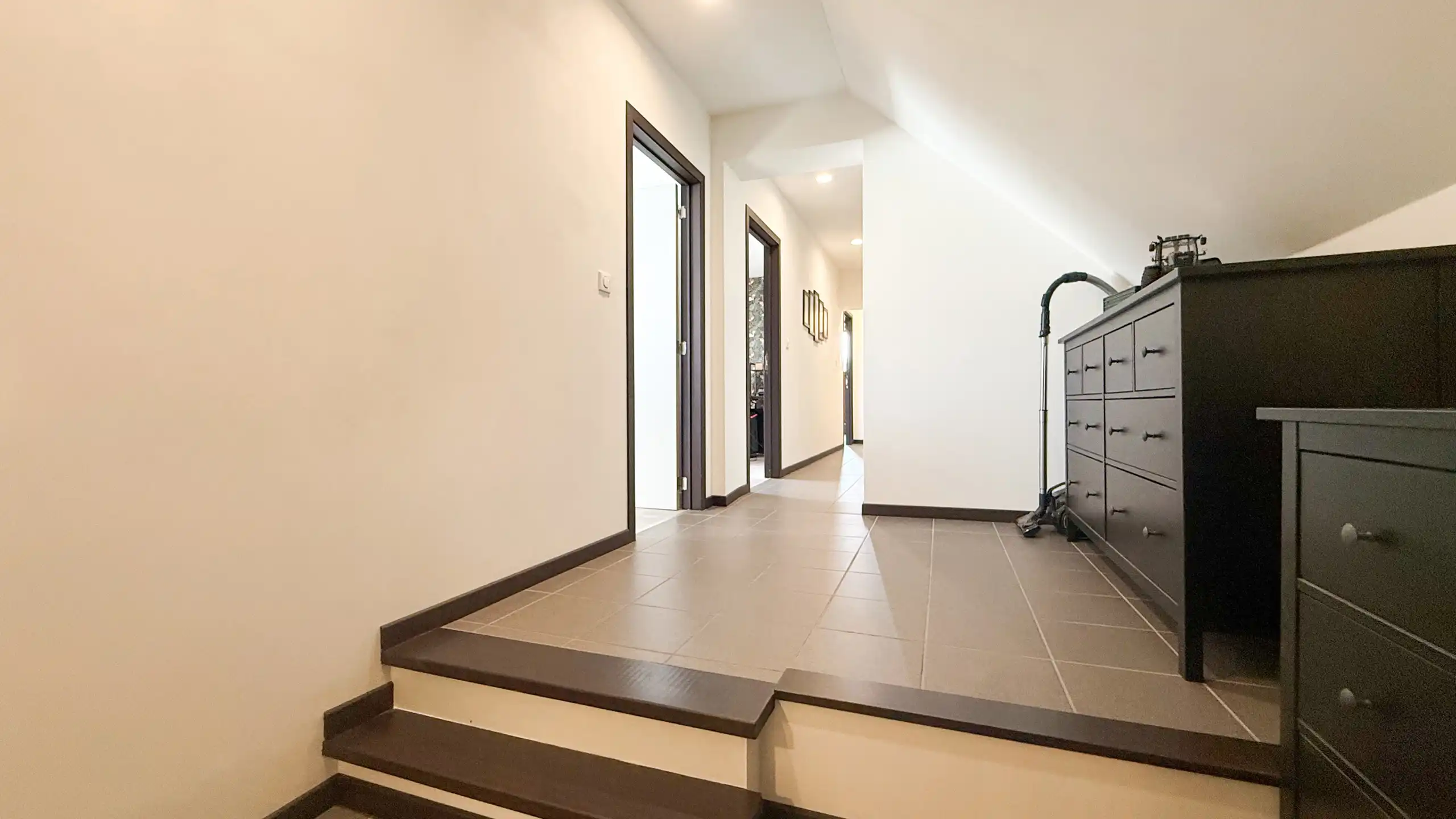 Landelijke woning met 6 slpks op perceel van 36a 70ca! foto 27