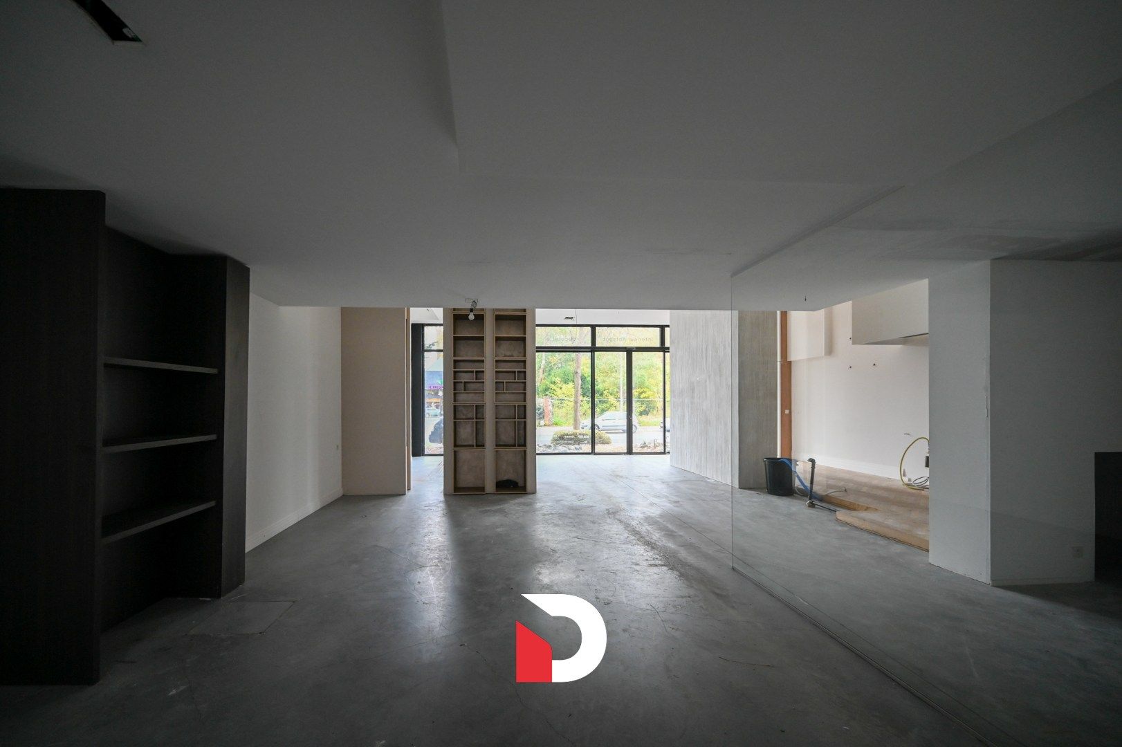 Gerenoveerd handelspand / winkelruimte op een strategische locatie te Assebroek. foto 21