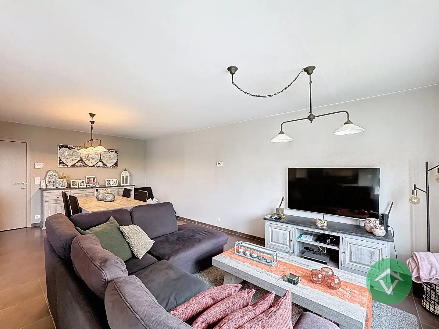 Appartement met 2 slaapkamers en terras te Roeselare  foto 5