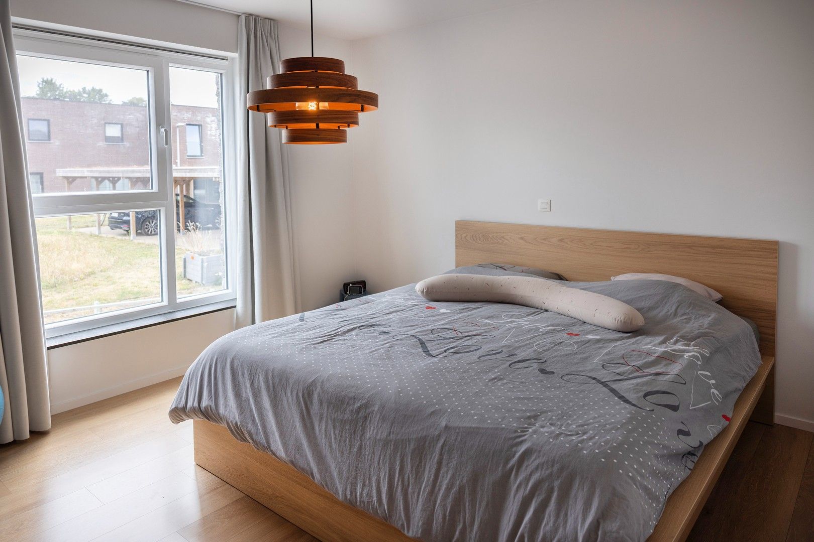 Rustig gelegen recent appartement met twee slaapkamers. foto 6