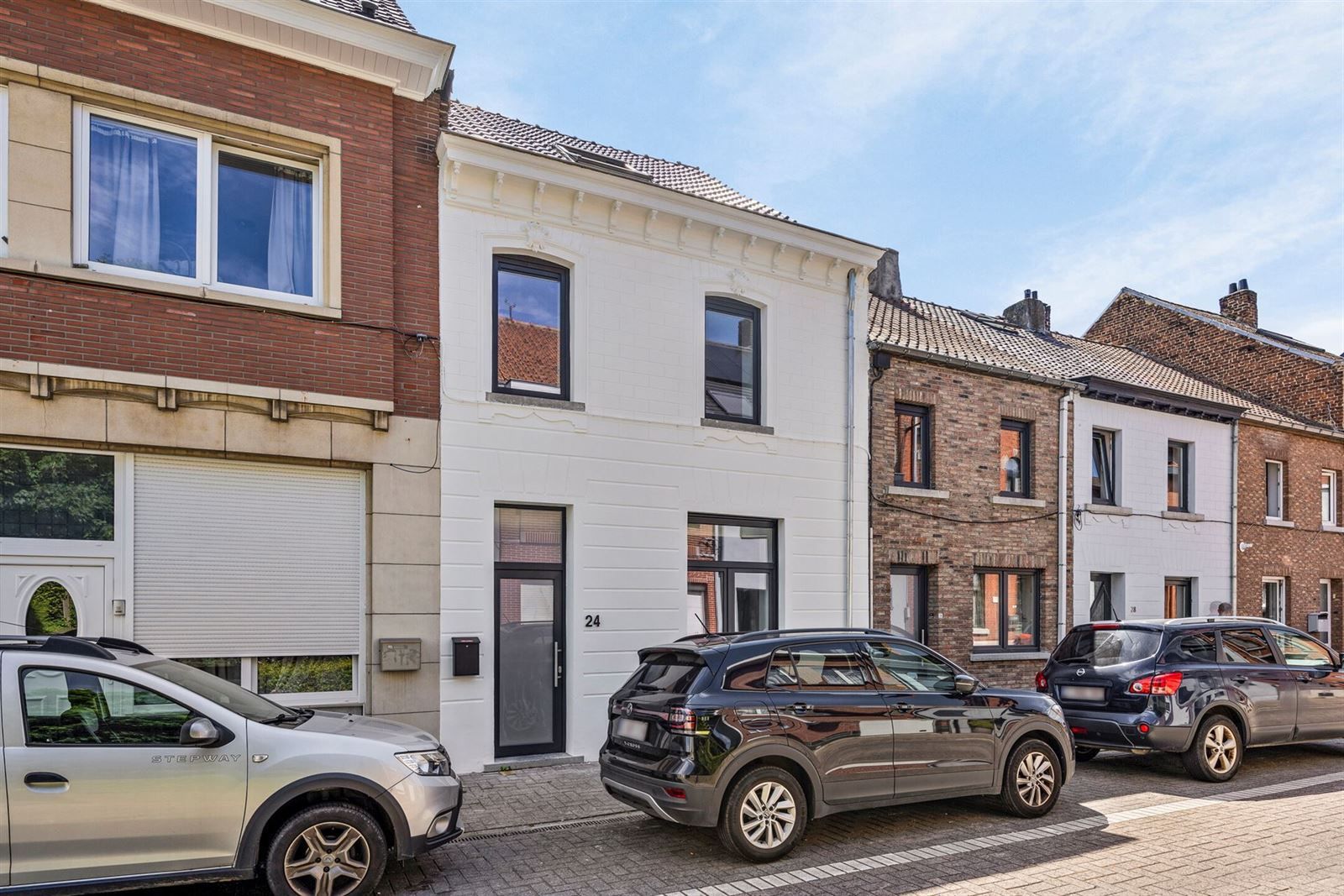 Volledig gerenoveerde energiezuinige (A) woning met 3 slaapkamers + bureau foto 1