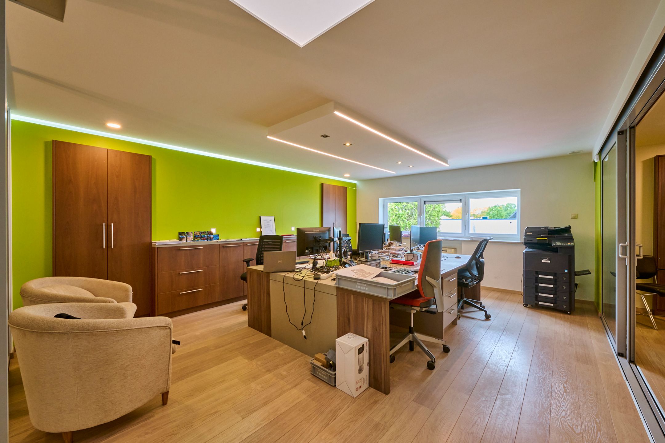 MULTIFUNCTIONEEL GEBOUW OP MOOIE ZICHTLOCATIE foto 15
