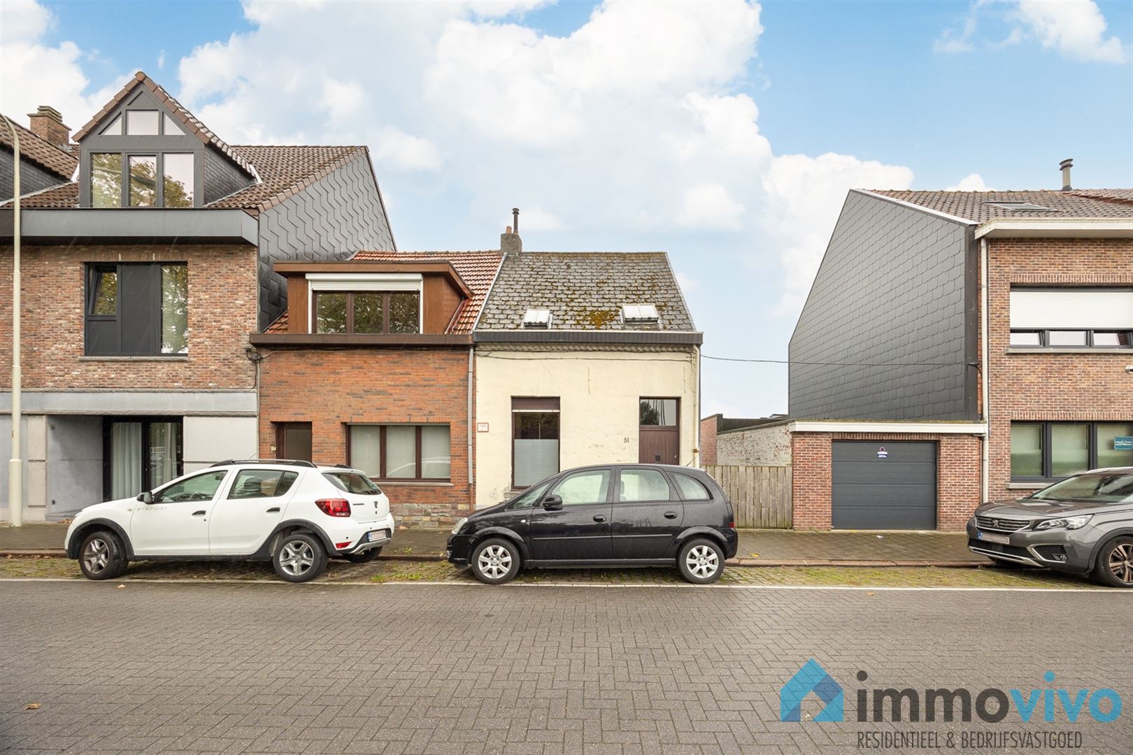 Bouwgrond na afbraak van woning met veel potentieel foto {{pictureIndex}}