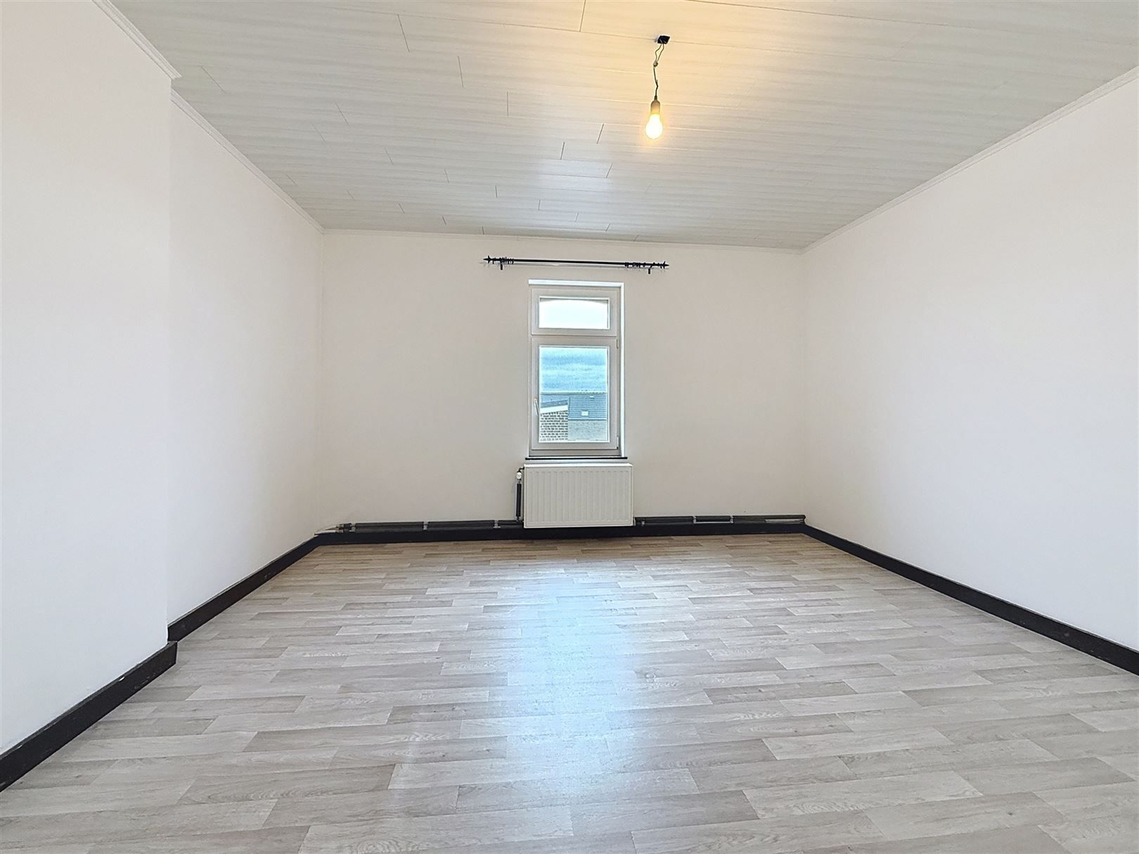 Ruime woning met 4 slpks en verhuurde studio + tuin foto 19