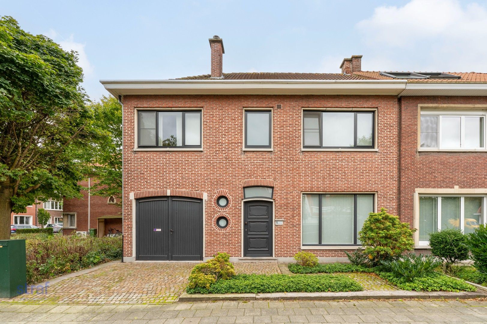 Grote 4-slaapkamer woning met tuin in groene buurt op Linkeroever foto 21