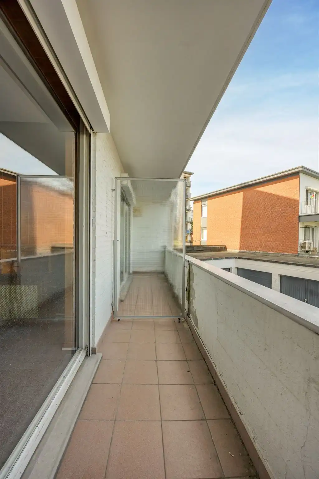 te renoveren appartement met twee slaapkamers foto 13