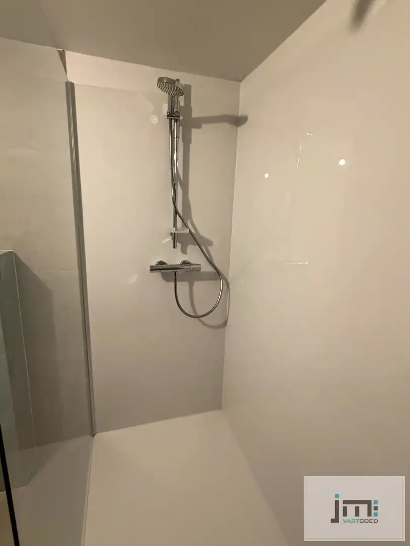 Gerenoveerde woning met tuin foto 10