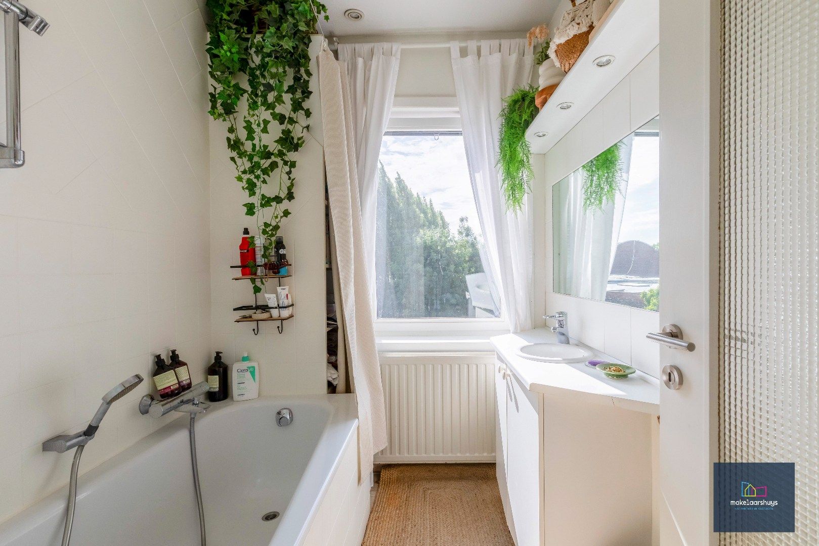 Instapklare  energiezuinige handelswoning met tuin en garage  foto 27