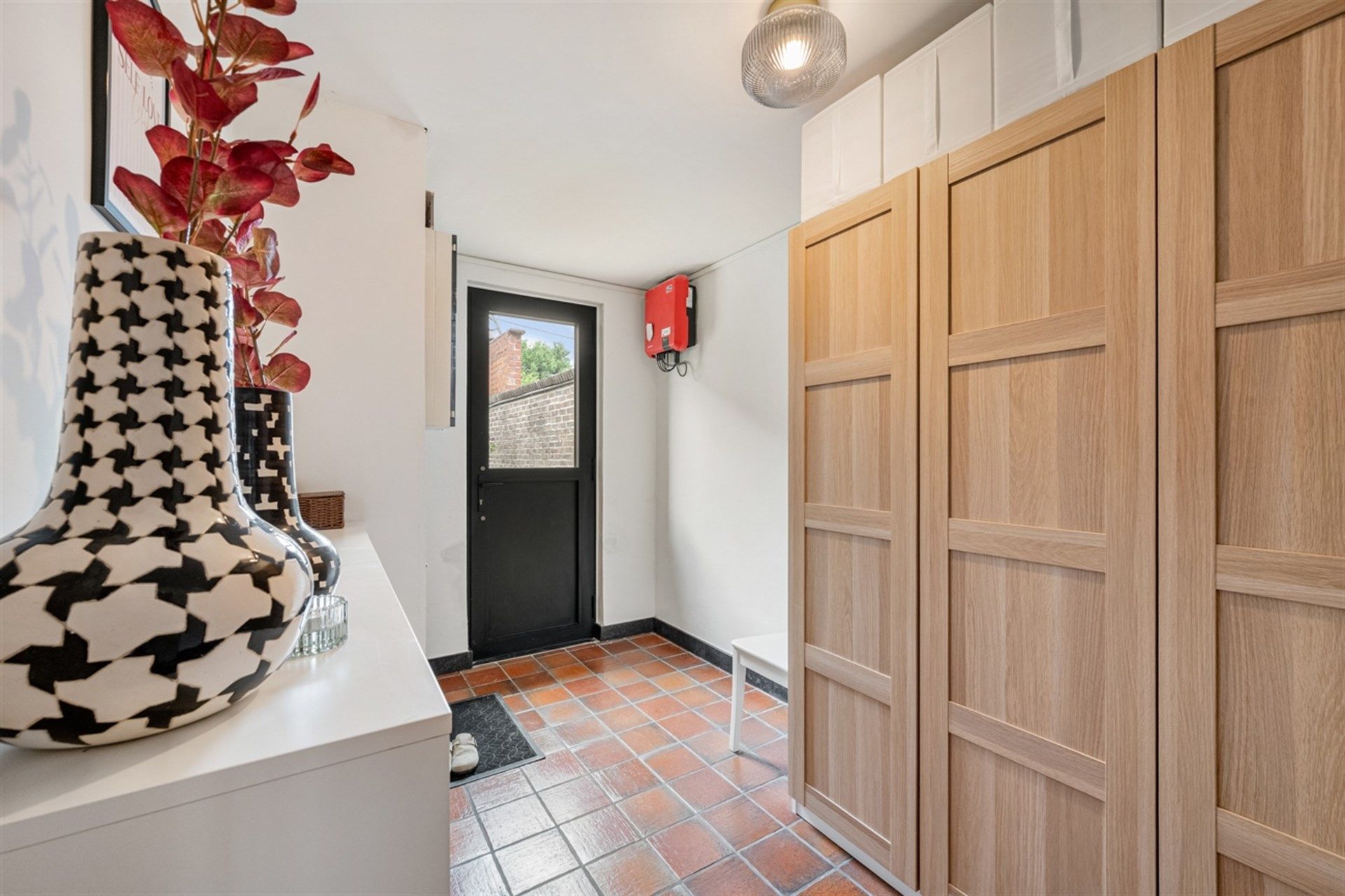 Charmante, gerenoveerde woning met bijgebouw, zuidgerichte tuin en uitstekende ligging foto 6