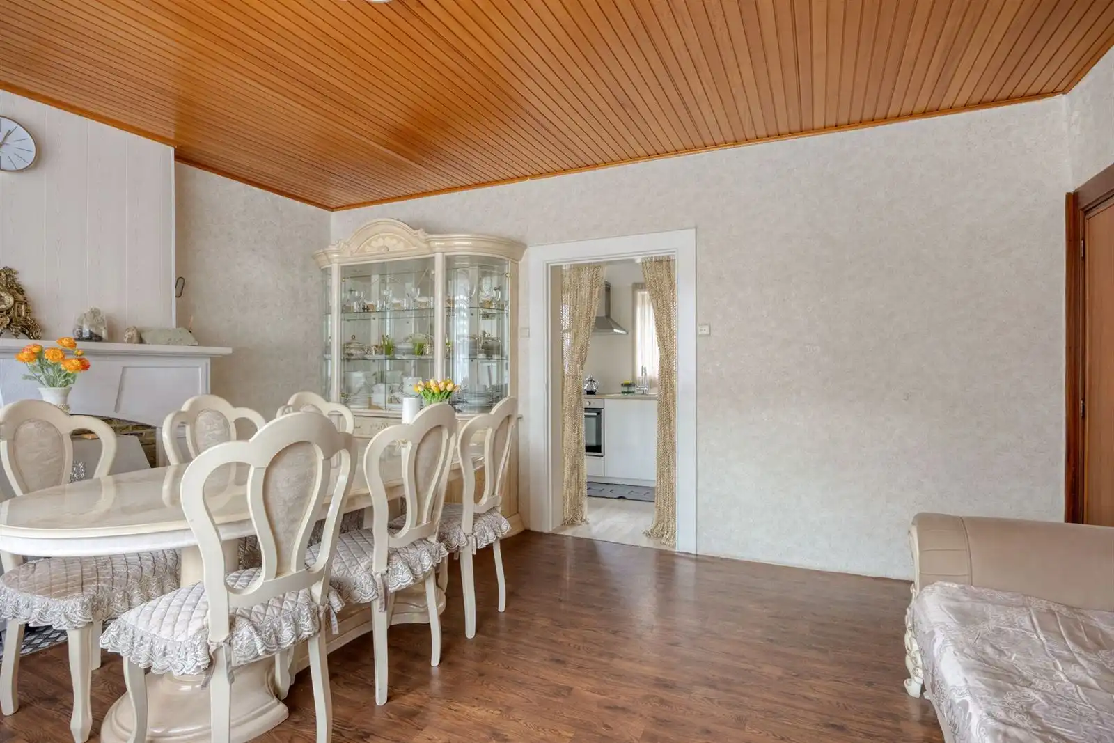 Hoeve met schuur en groot weiland  foto 5