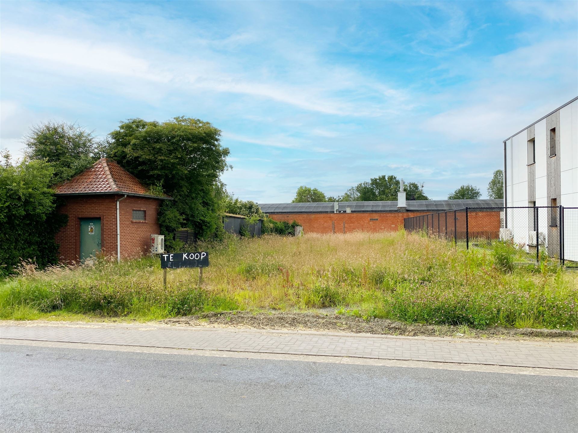 Bouwgrond met vergund plan voor OB foto 2