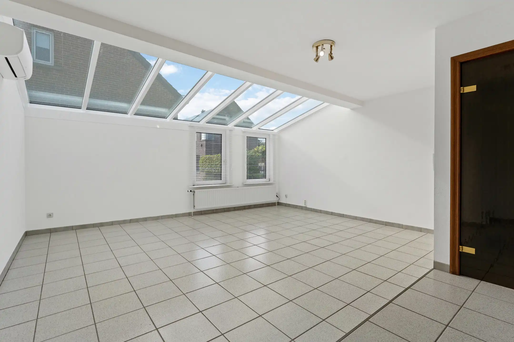 Duplex appartement met garagebox te Valmeer foto 3