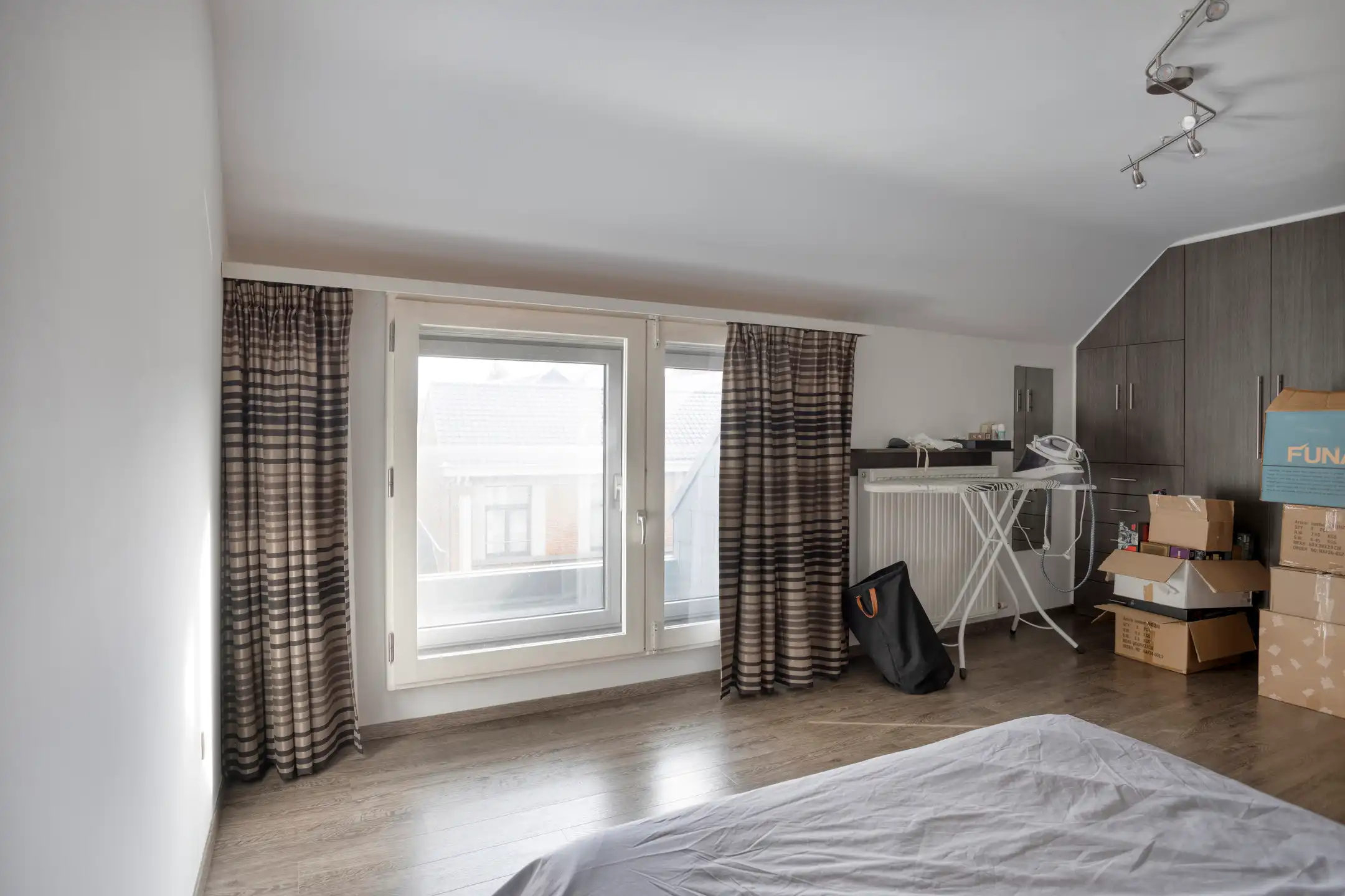 Appartement (120m2) met 2 slaapkamers in hartje Rotselaar foto 9