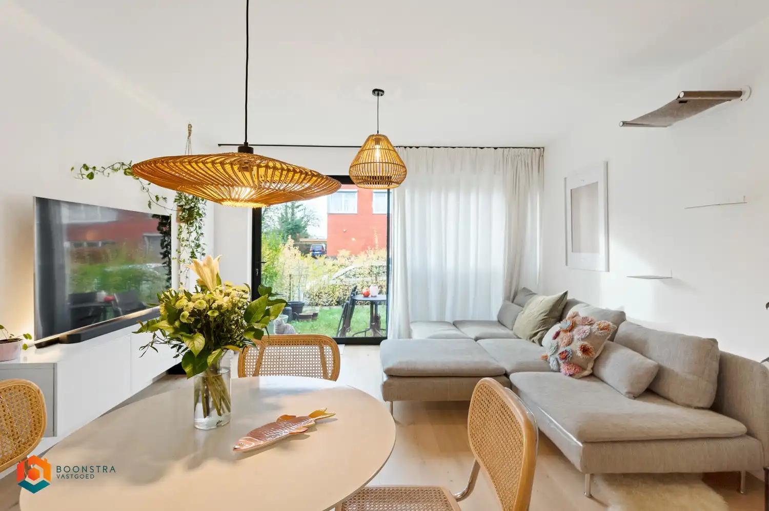 Gelijkvloers app. met 2 slpkrs en tuin te Edegem foto 4