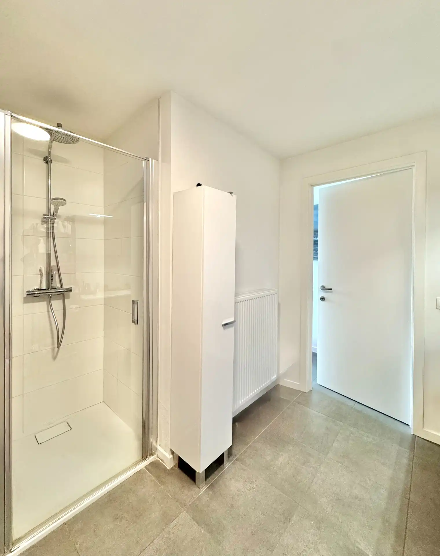 PENTHOUSE MET 2 TERASSEN & GROTE GARAGE foto 32