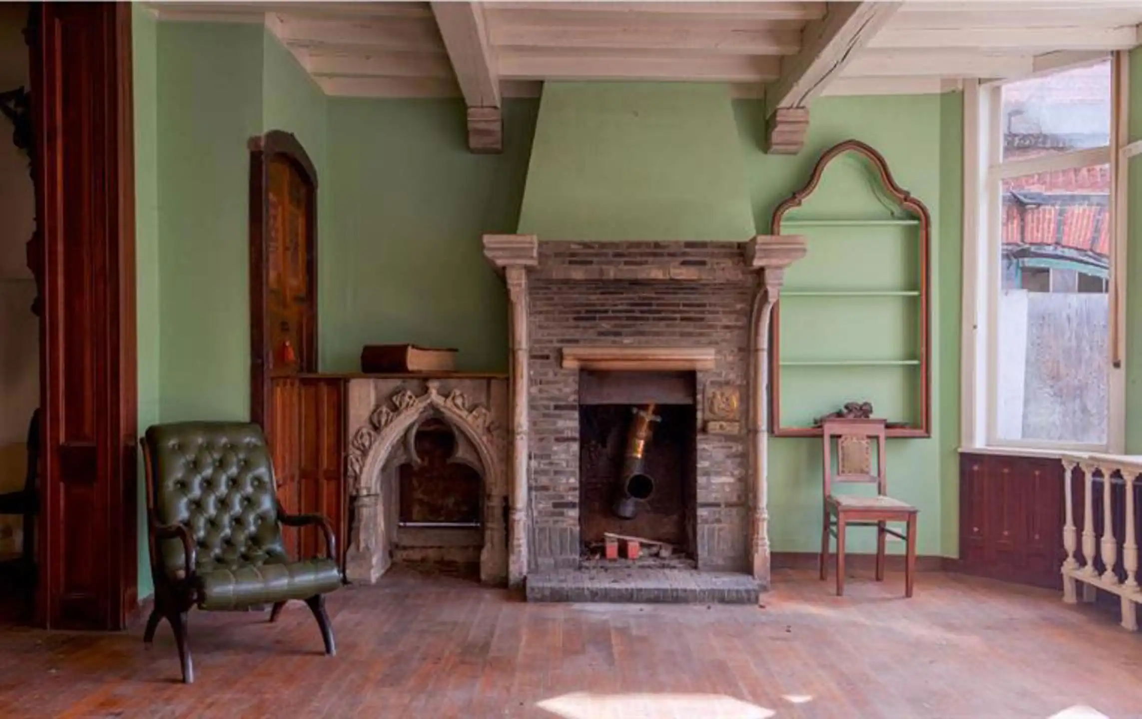 Imposante neoclassicistische herenwoning met 7 slpk., 2 badk. op 59 are 51 ca foto 10