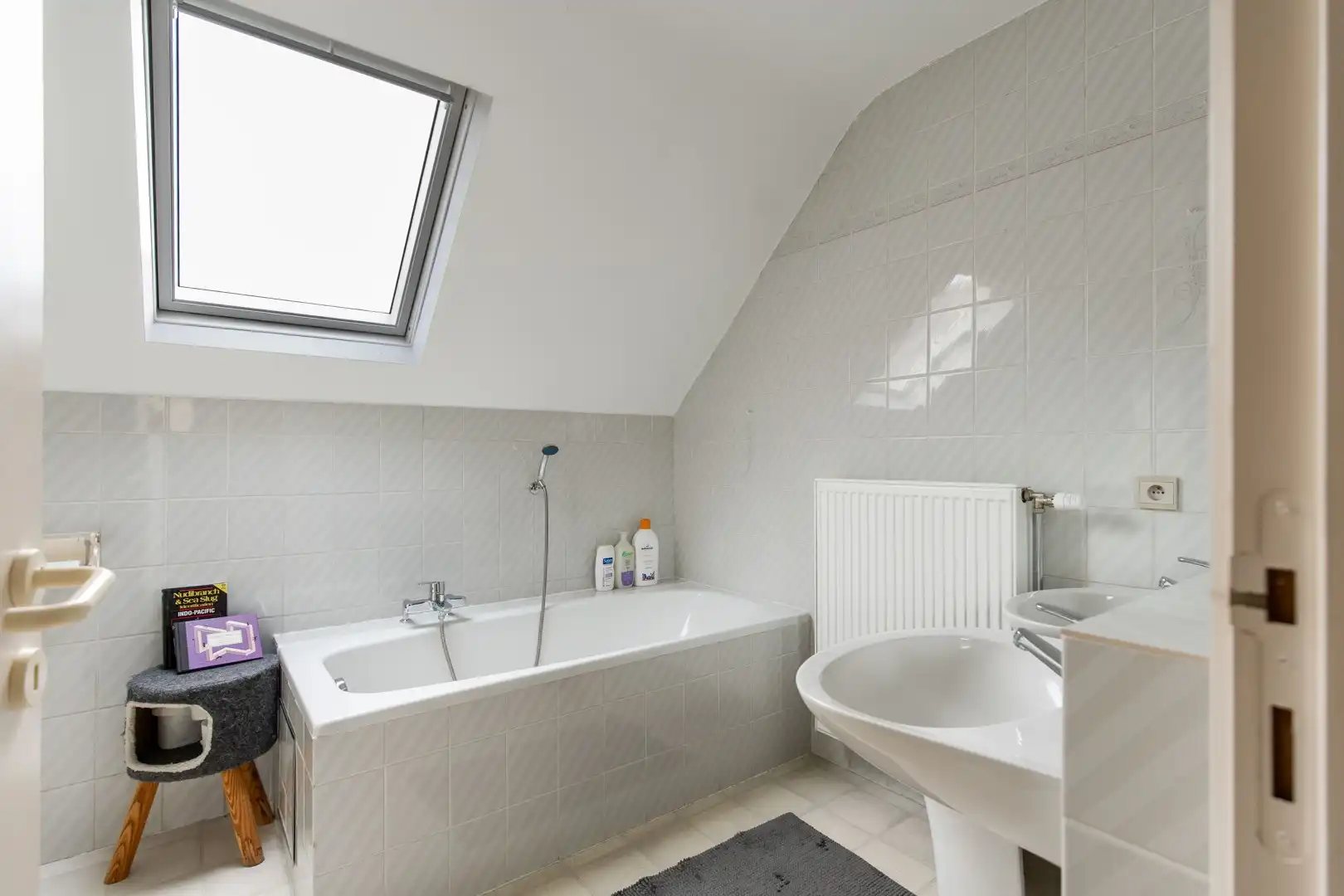 Instapklare gezinswoning in een groene omgeving foto 21