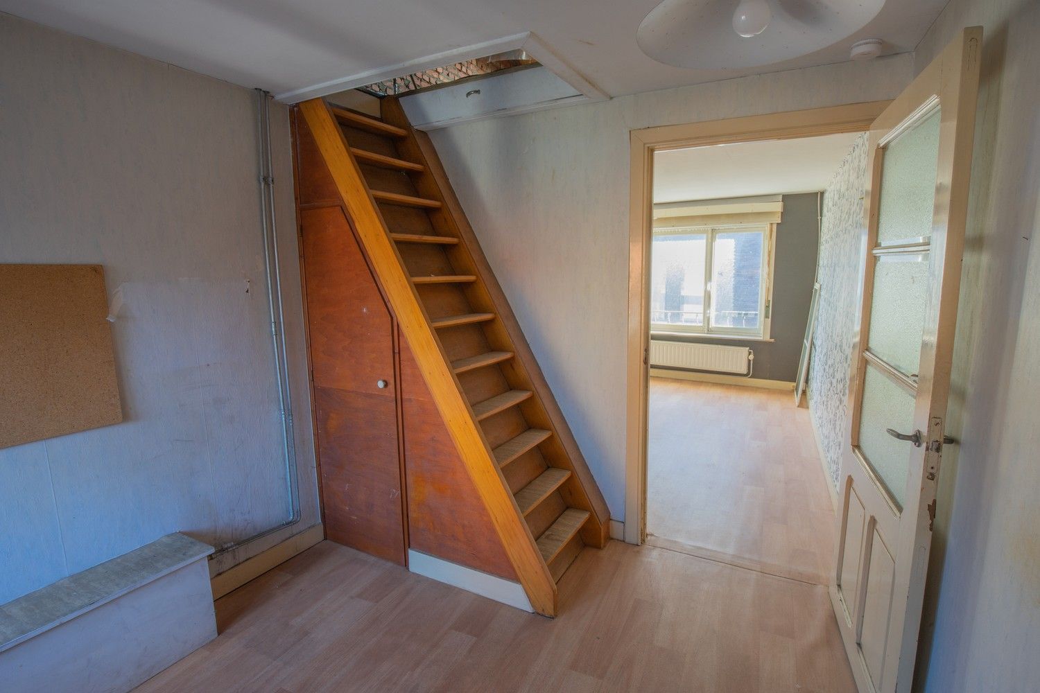 Te renoveren rijwoning in hartje Aarschot foto 12
