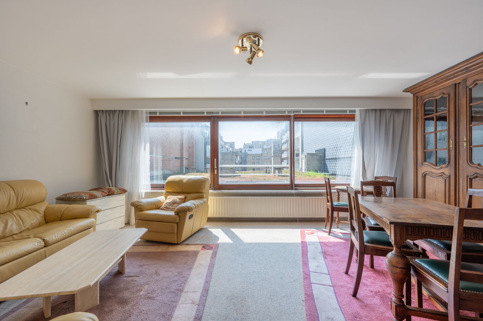 Appartement met zijdelings zeezicht te renoveren foto 4