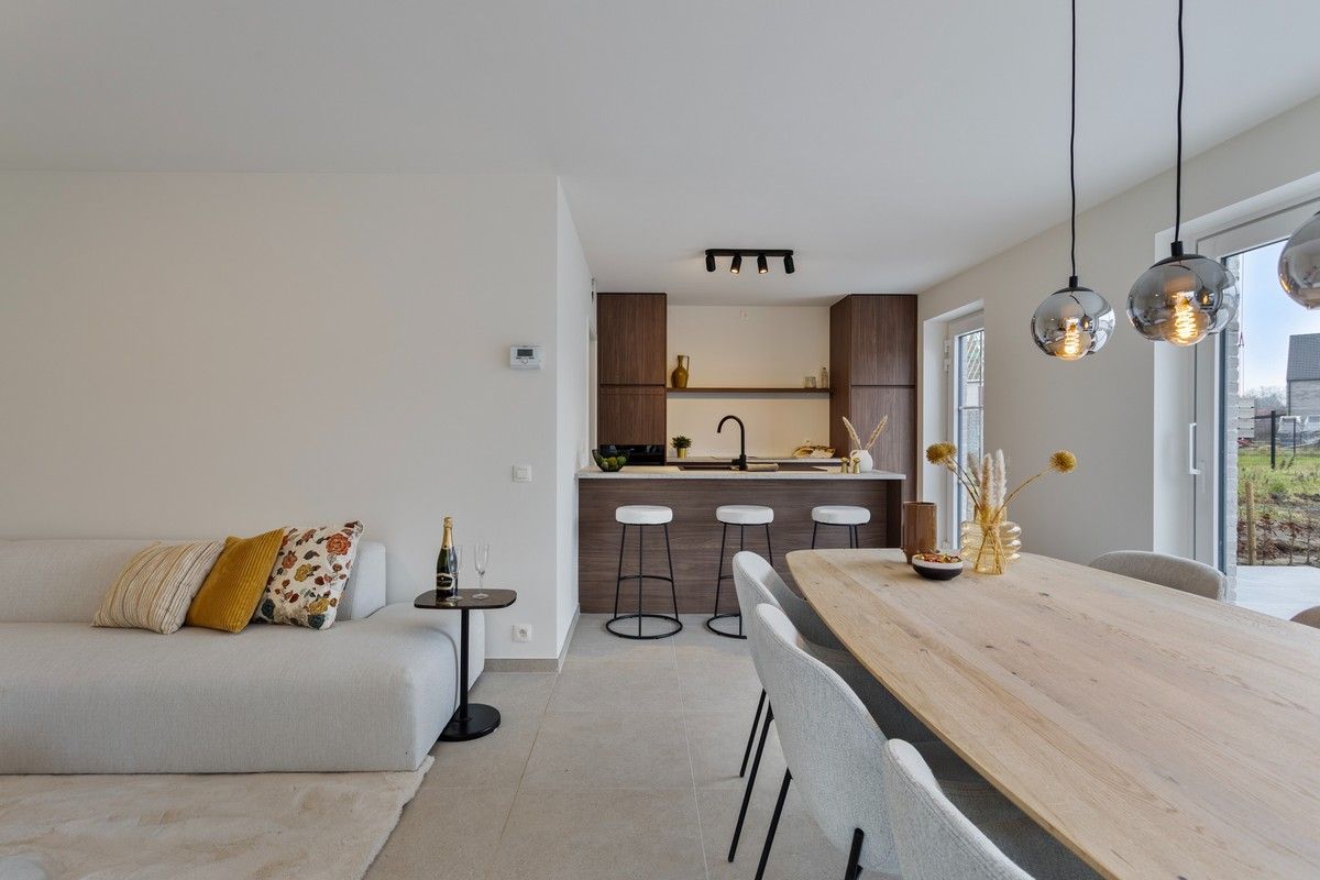 Hectaar bouwt ruime halfopen nieuwbouwwoningen te Blaasveld. foto 8