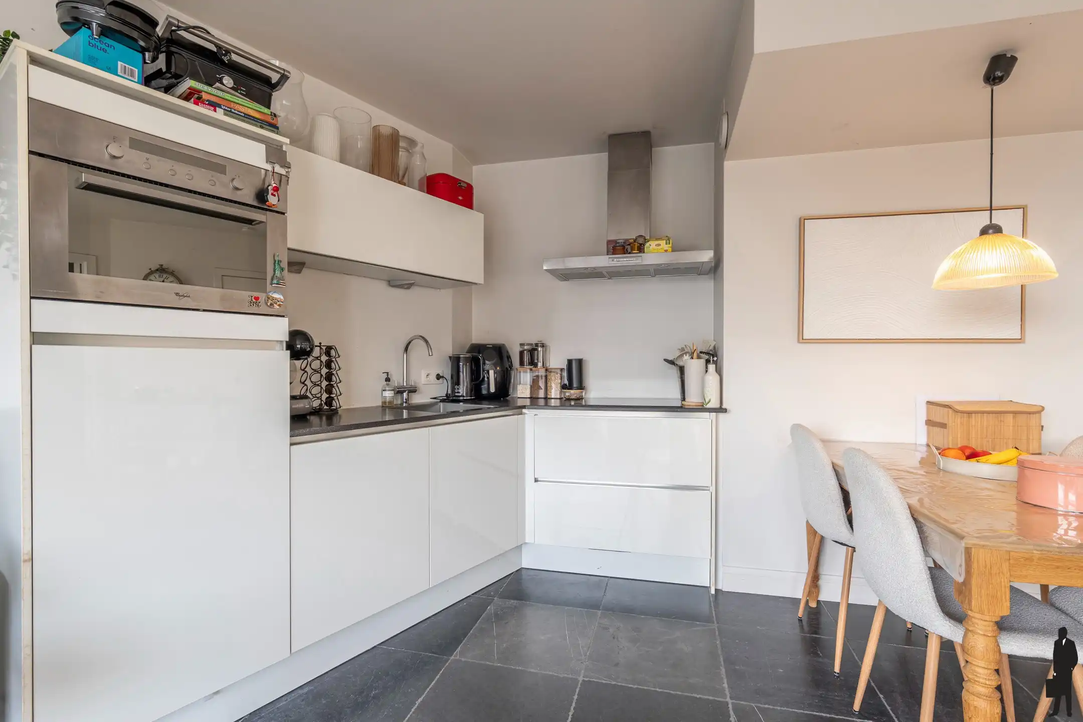 Knap appartement in hartje Hoogstraten foto 8
